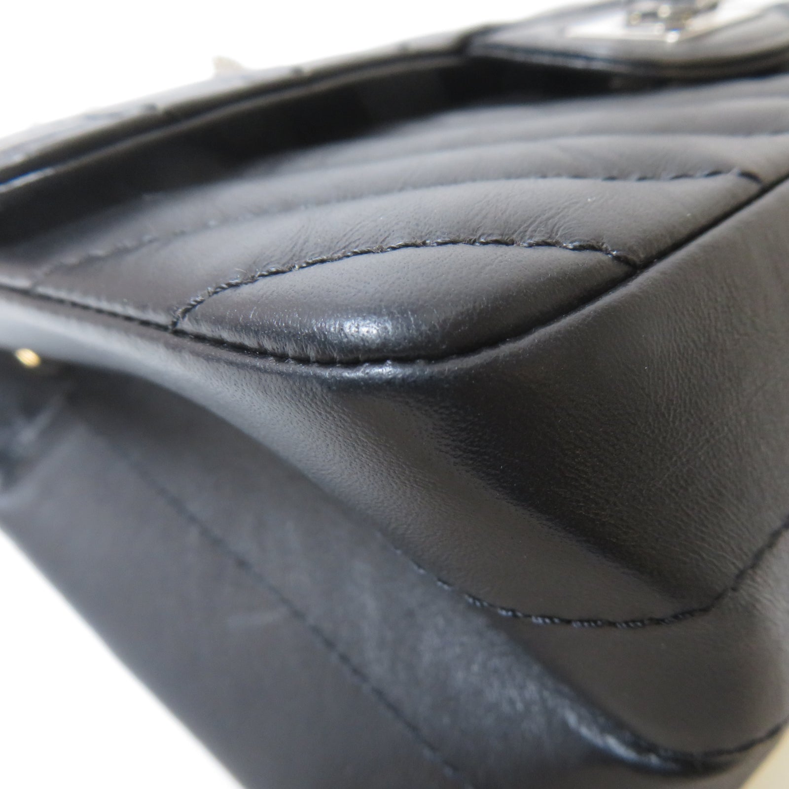 CHANEL 斜紋牛皮皮革2.55 Mini銀扣鏈帶肩背袋黑色