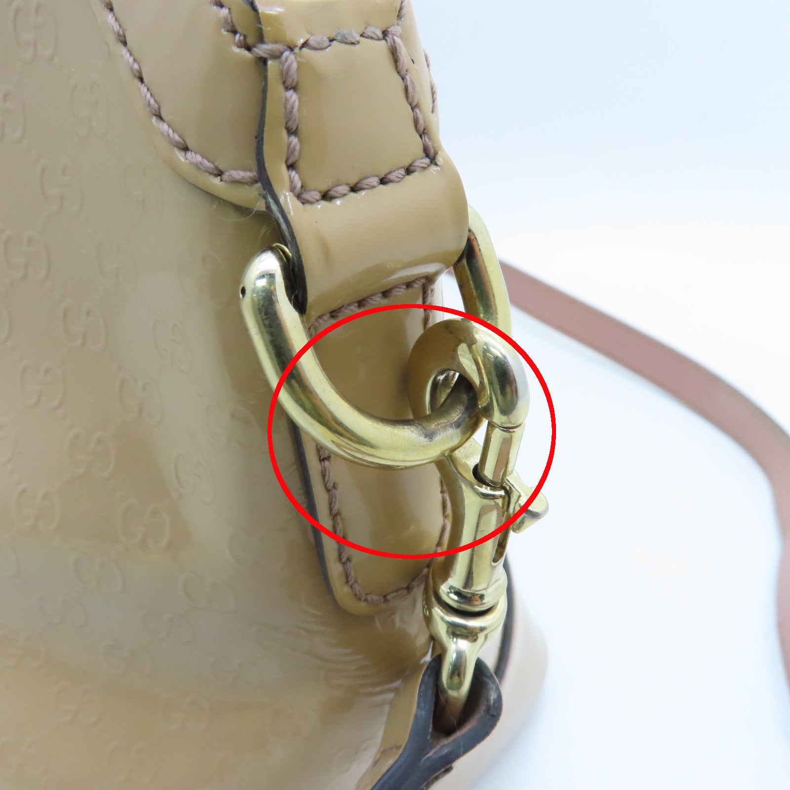 GUCCI patent leather 2way Shoulder Bag gold buckle handle shoulder bag beige