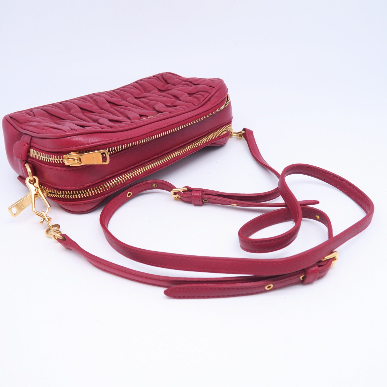 Miu Miu 羊皮皮革Shoulder Bag金扣肩背袋紅色