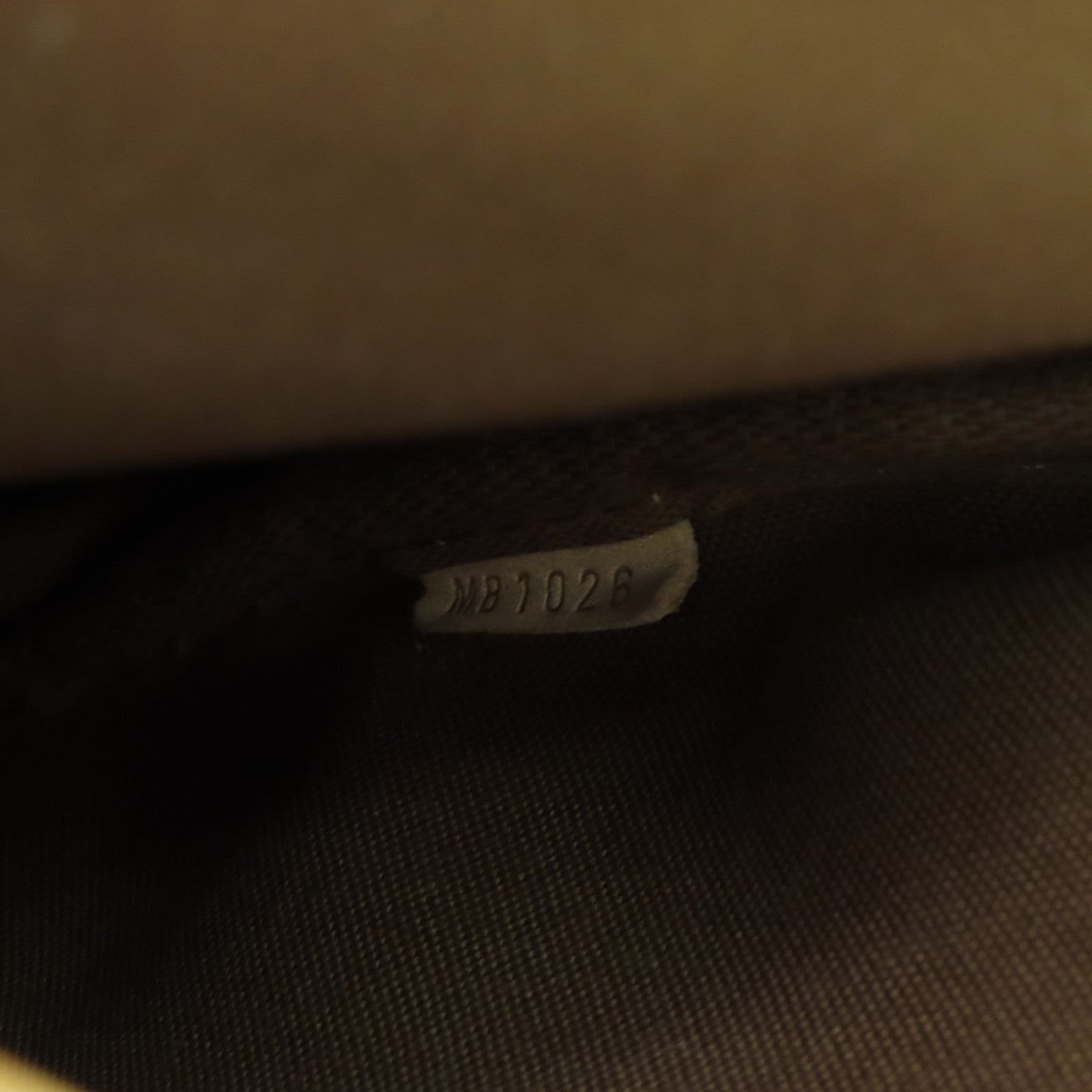 LOUIS VUITTON Monogram Saumur 30金扣肩背袋啡色