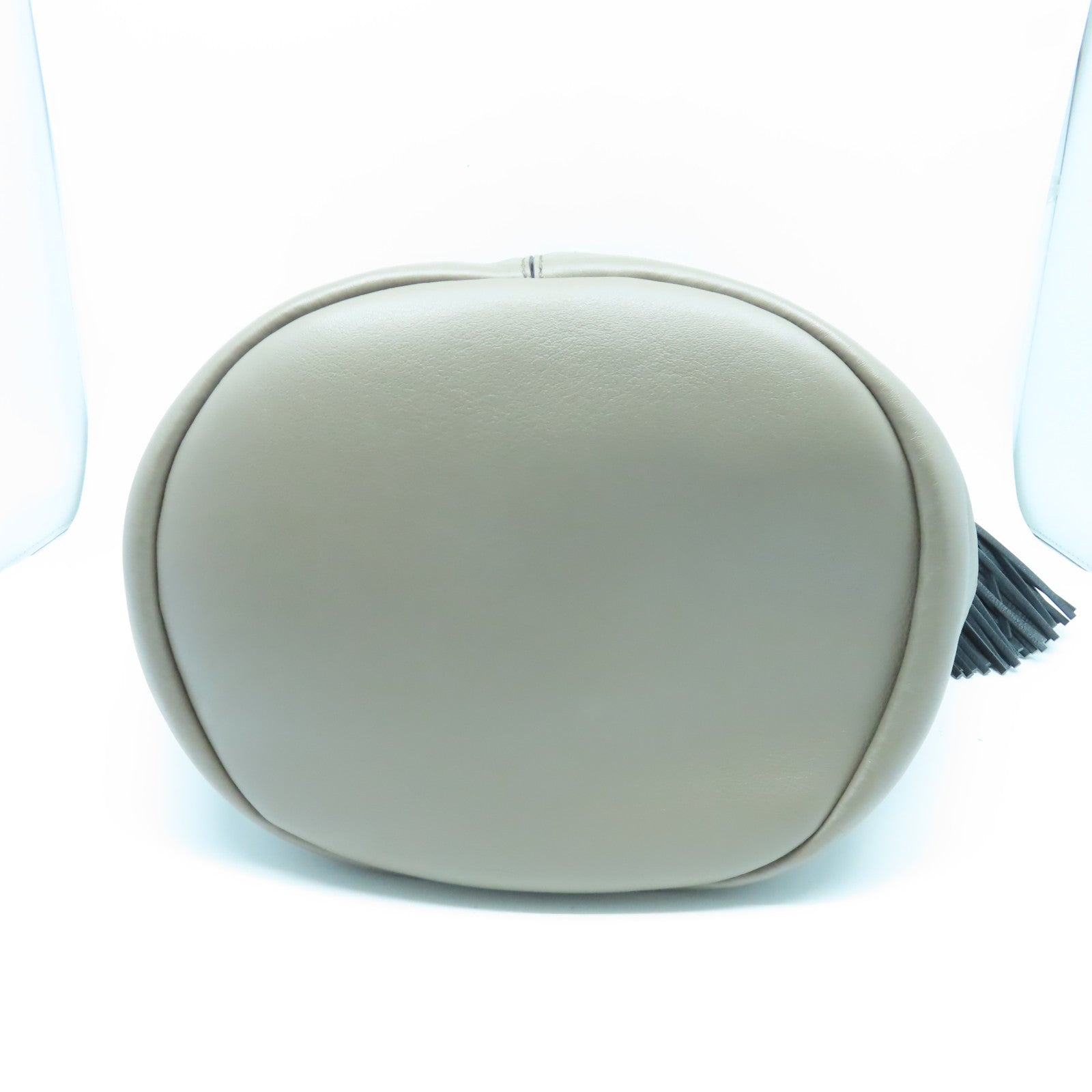 TOD’S 牛皮皮革Shoulder Bag銀扣肩背袋灰色/黑色
