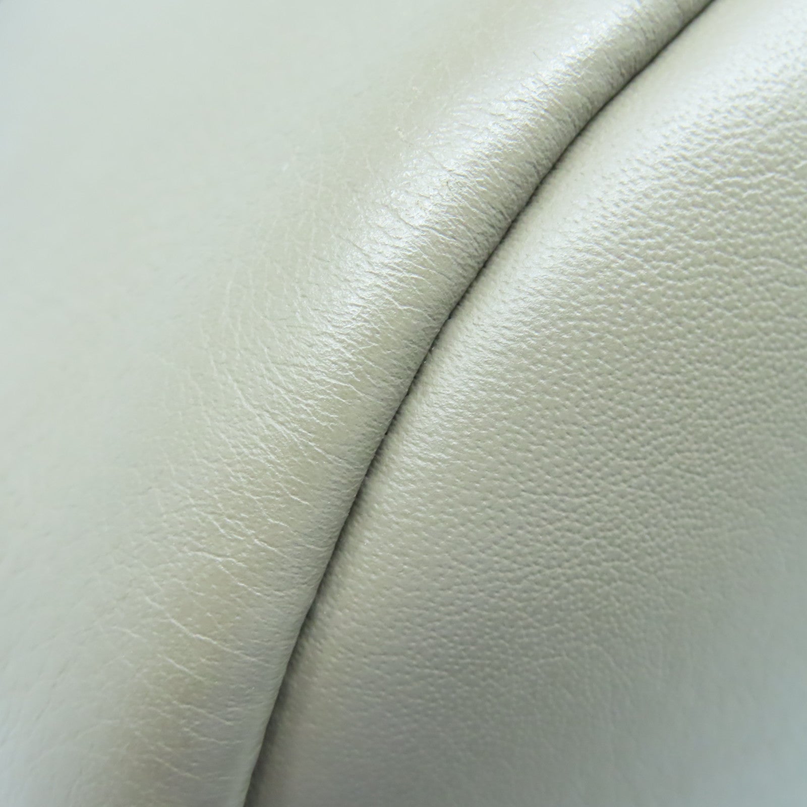 TOD’S 牛皮皮革Shoulder Bag銀扣肩背袋灰色/黑色