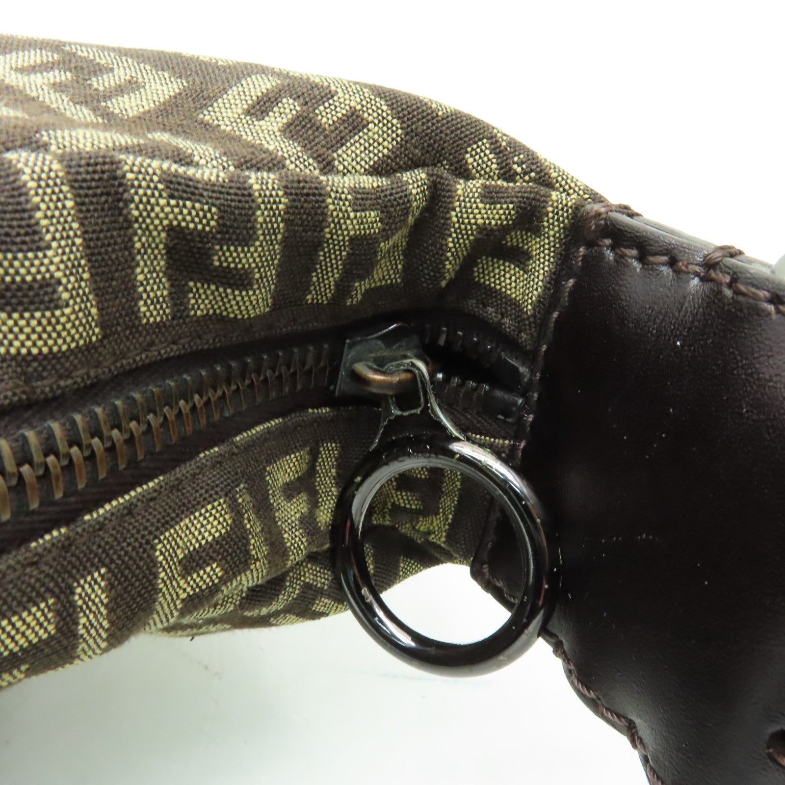 FENDI 帆布Shoulder Bag銀扣肩背袋啡色