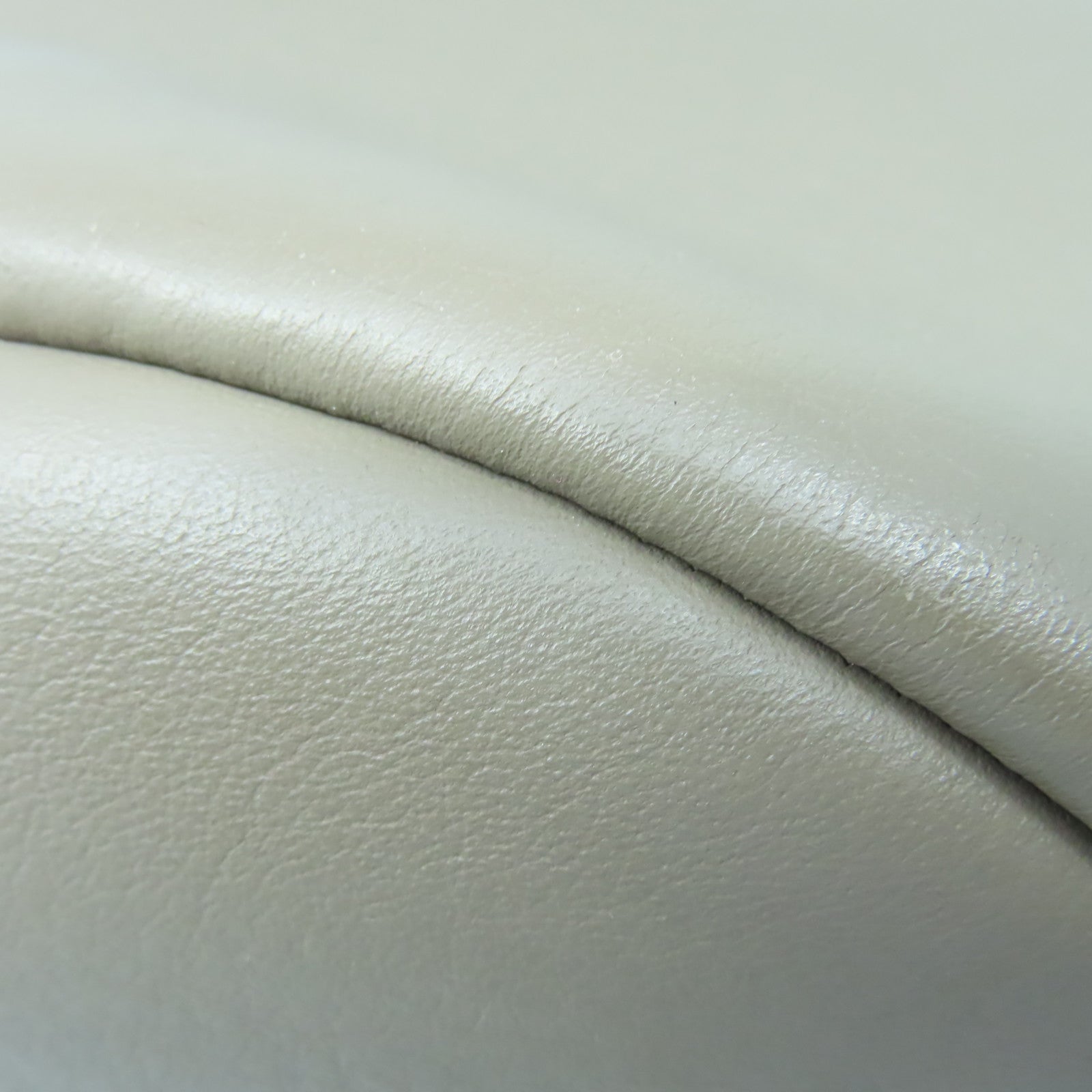 TOD’S 牛皮皮革Shoulder Bag銀扣肩背袋灰色/黑色