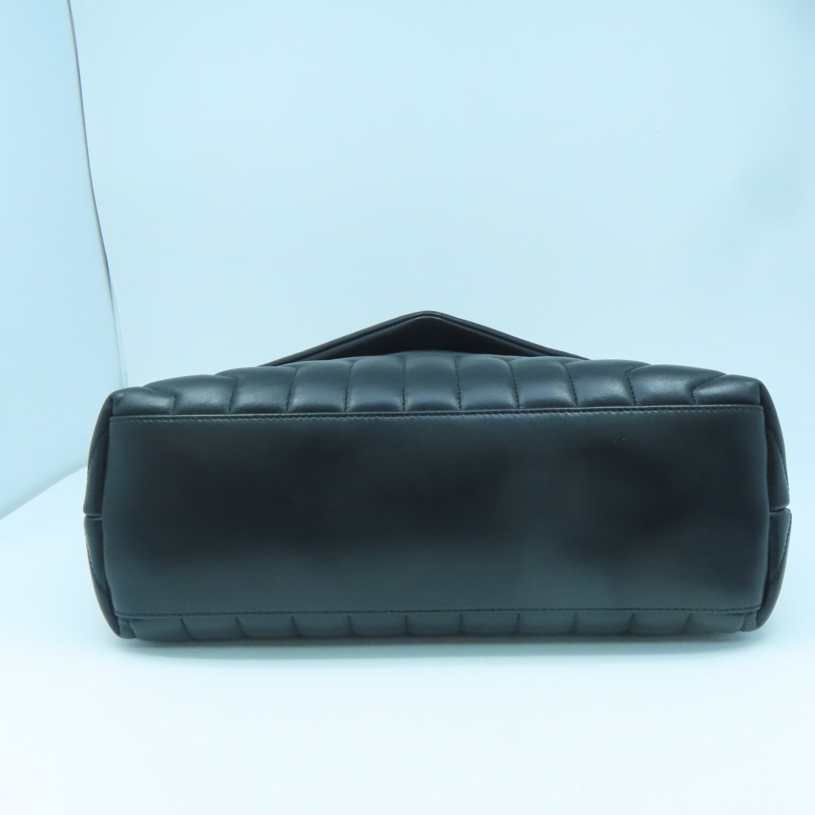 SAINT LAURENT Leather Shoulder Bag Silver Buckle Chain Shoulder Bag Black