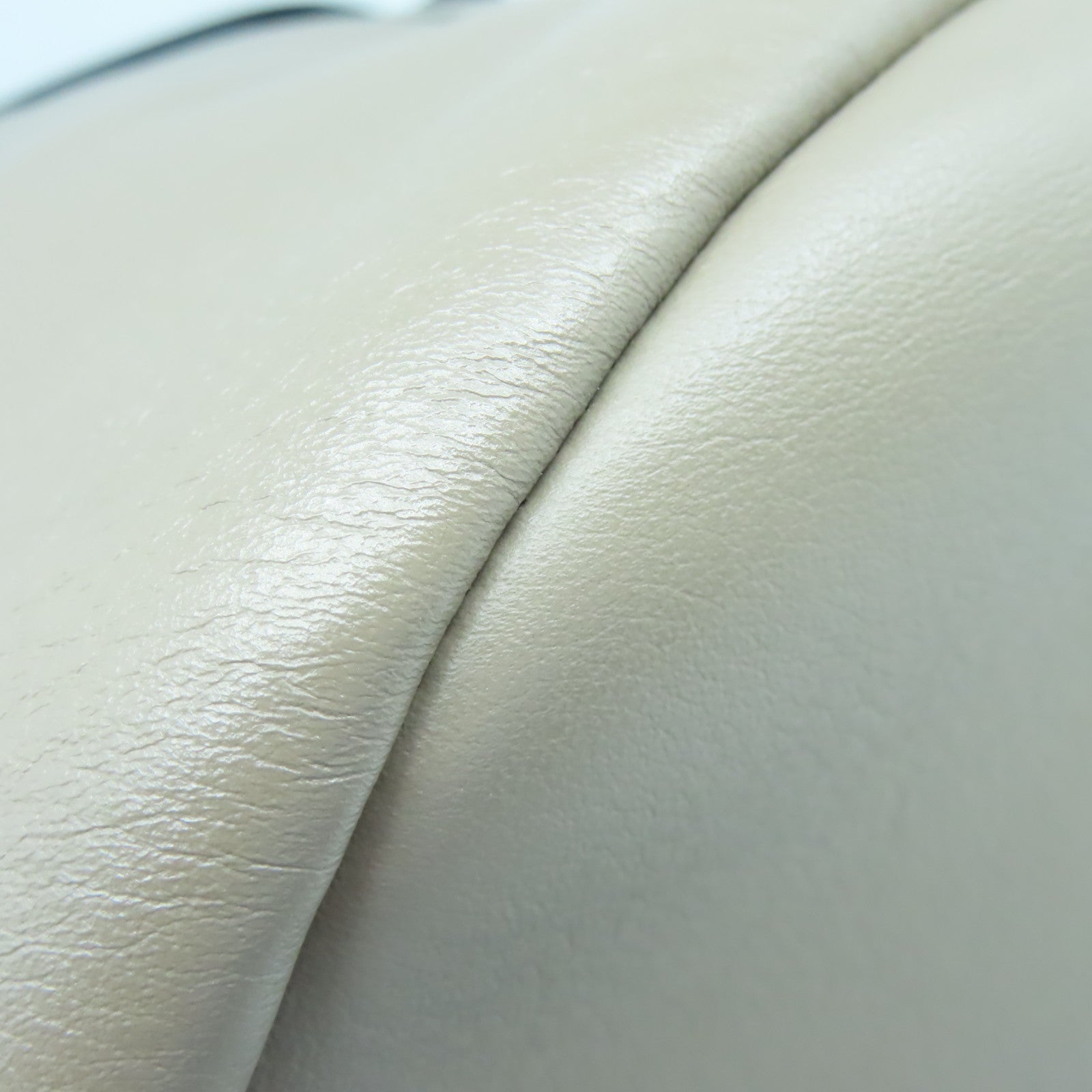 TOD’S 牛皮皮革Shoulder Bag銀扣肩背袋灰色/黑色