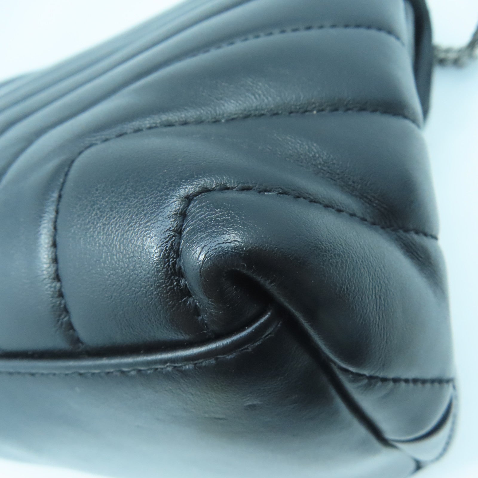 SAINT LAURENT Leather Shoulder Bag Silver Buckle Chain Shoulder Bag Black