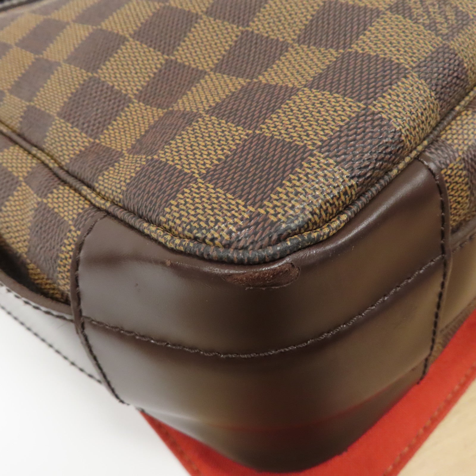 LOUIS VUITTON Damier Bastille金扣肩背袋啡色