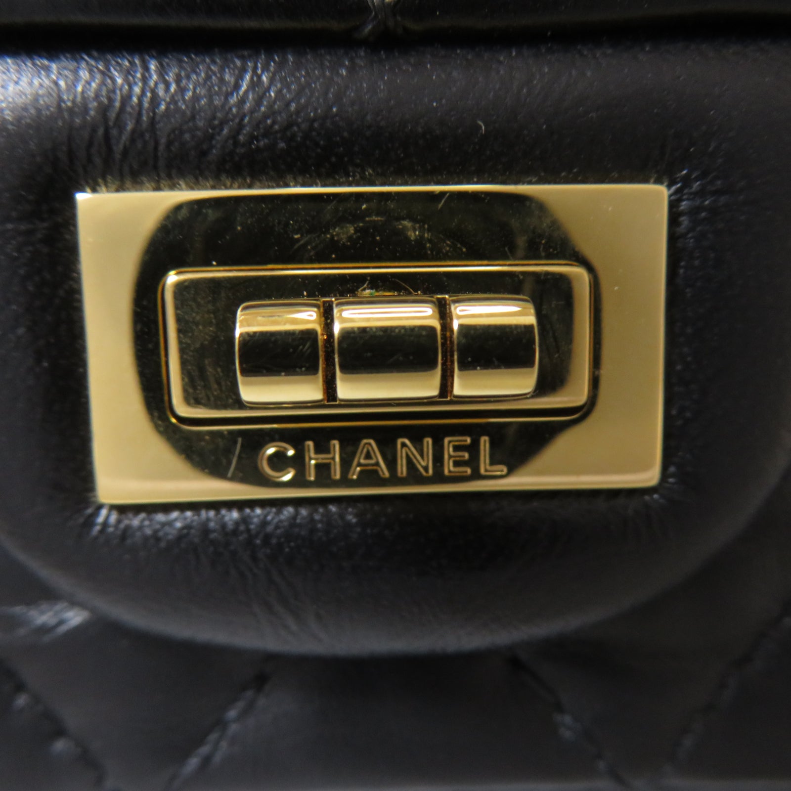 CHANEL 菱格牛皮皮革2.55 Mini金扣鏈帶肩背袋黑色