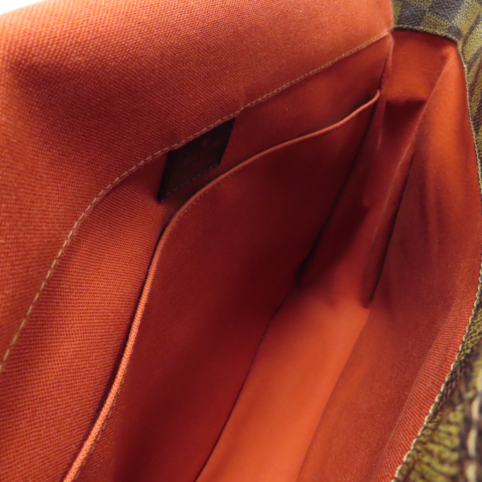 LOUIS VUITTON Damier Bastille金扣肩背袋啡色