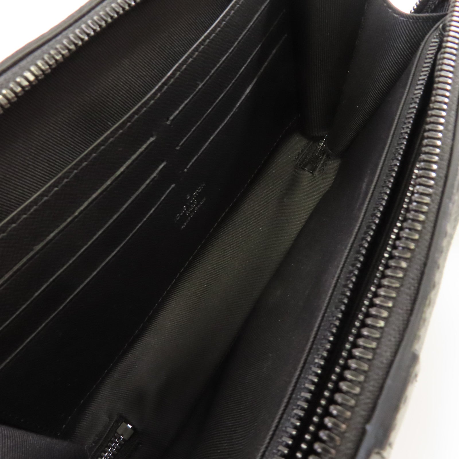 LOUIS VUITTON Monogram Eclipse Soft Trunk Wallet Shoulder Bag錢包肩背袋黑色