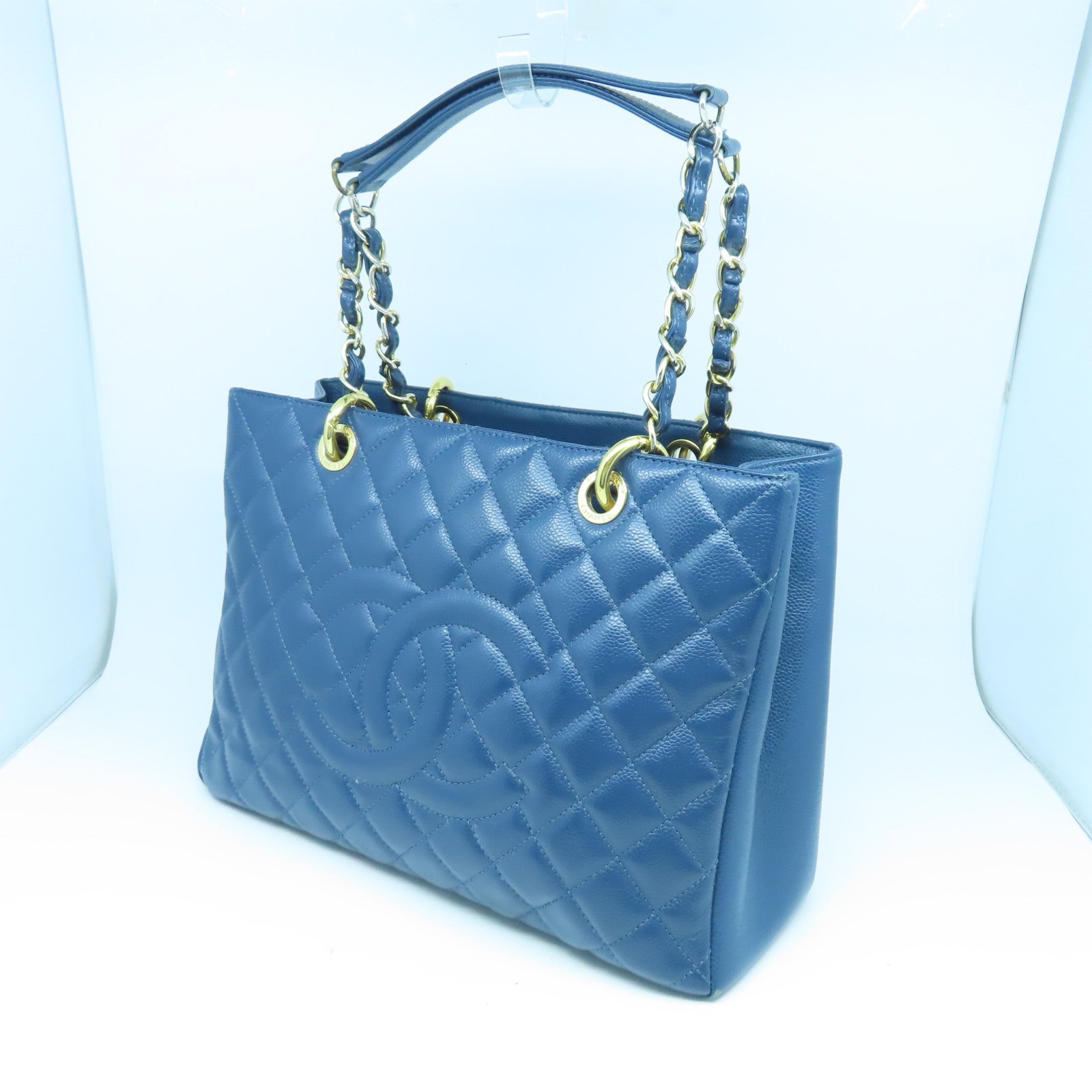 CHANEL 菱格Caviar皮革GST金扣鏈帶手挽袋藍色