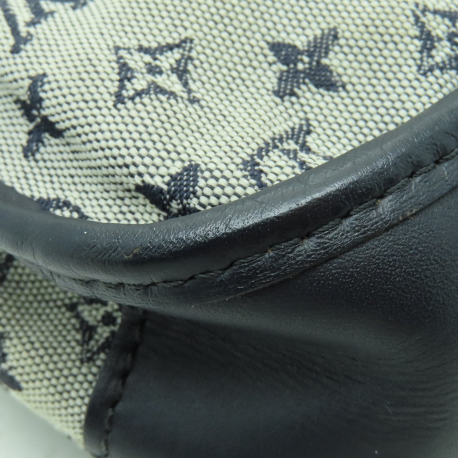 LOUIS VUITTON Monogram Mini Marjorie金扣肩背袋藍色