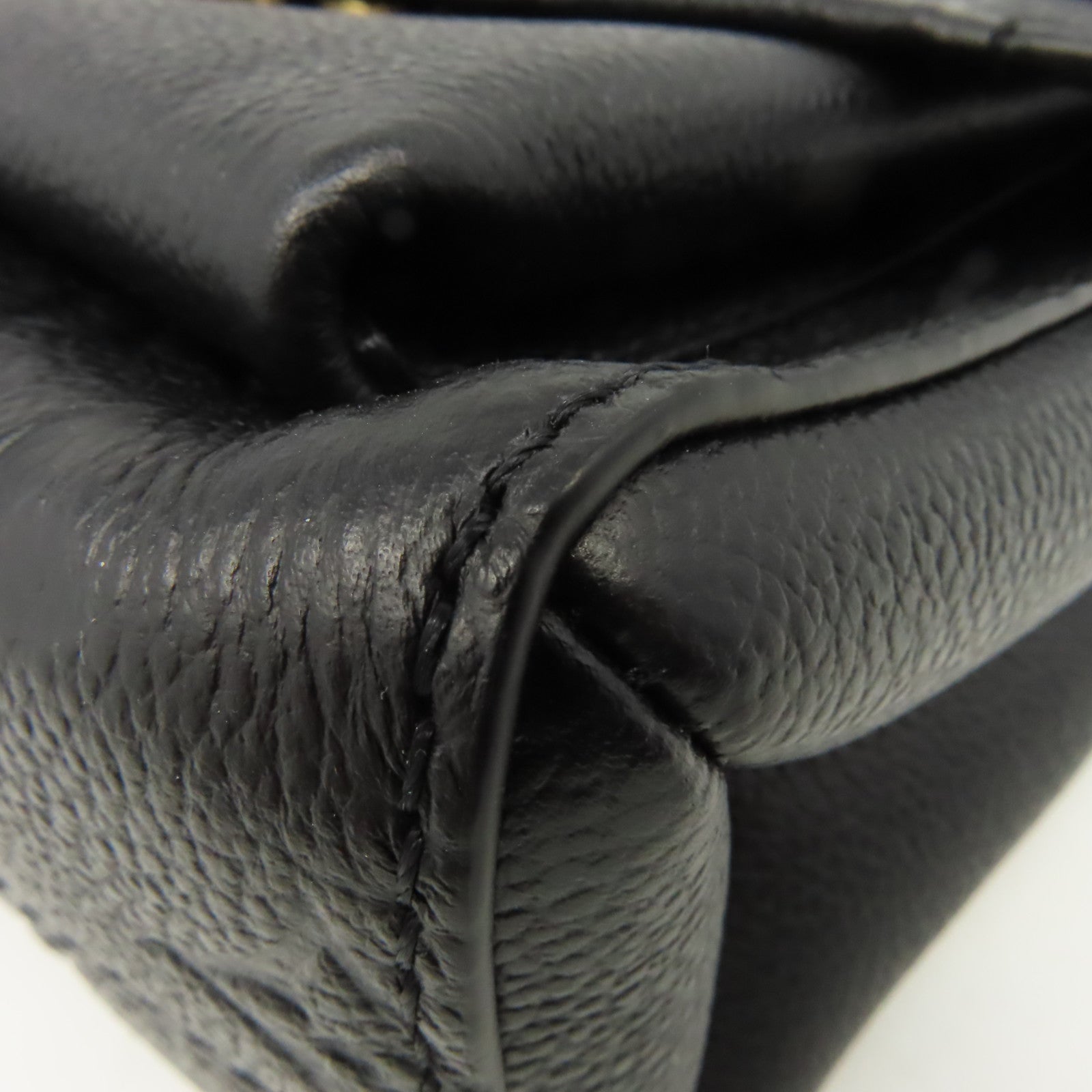 LOUIS VUITTON Monogram Empreinte Vavin PM金扣鏈帶肩背袋黑色