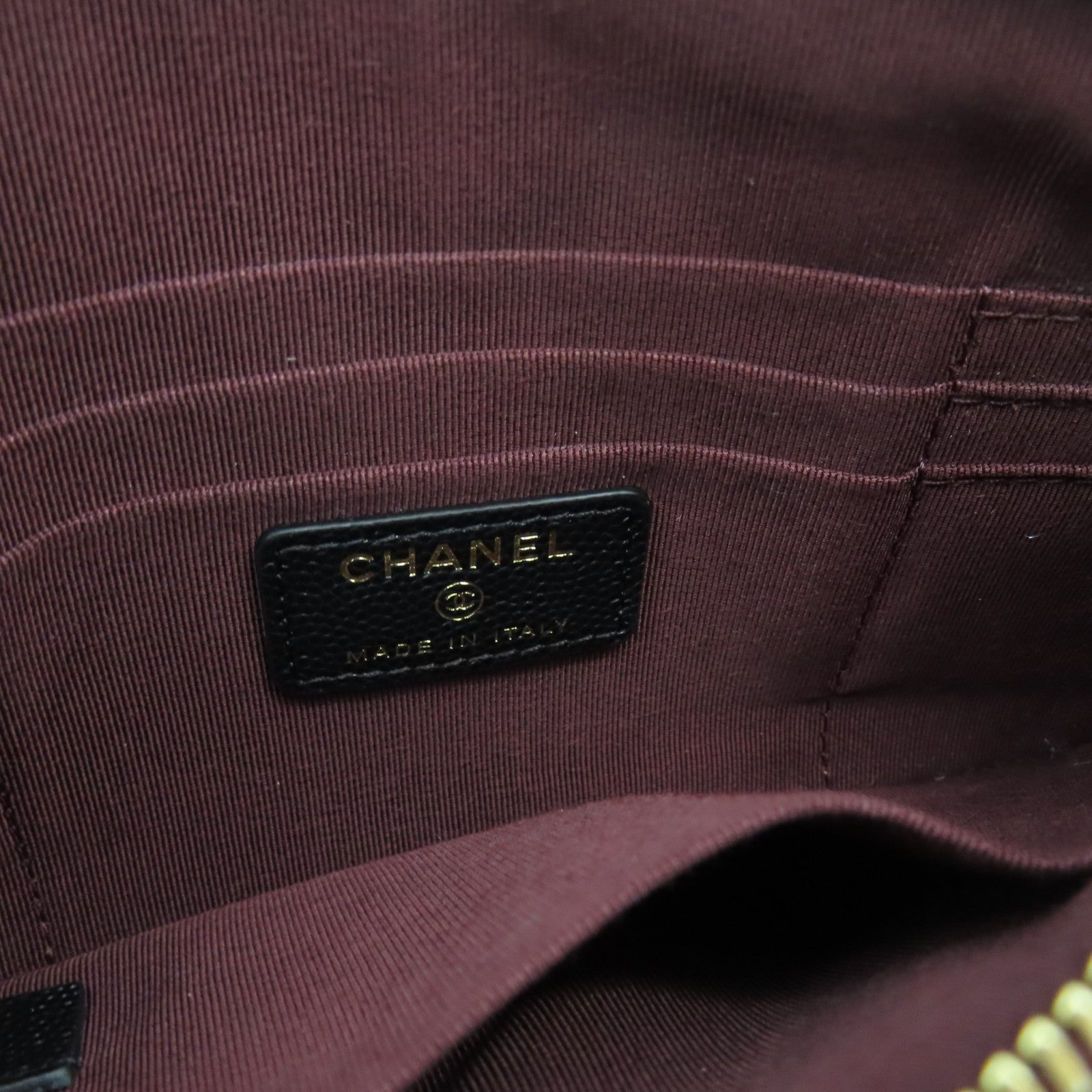 CHANEL 菱格Caviar皮革金扣Classic Pouch手拿包黑色