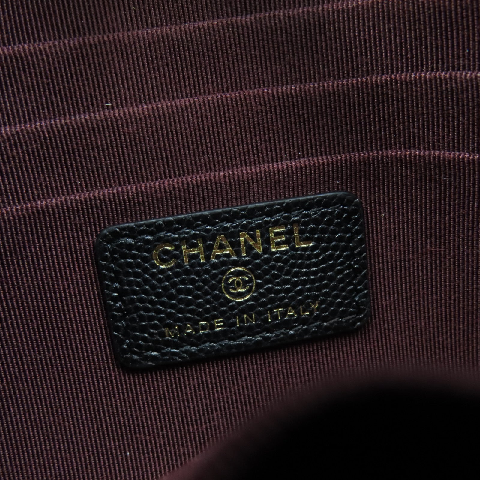 CHANEL 菱格Caviar皮革金扣Classic Pouch手拿包黑色