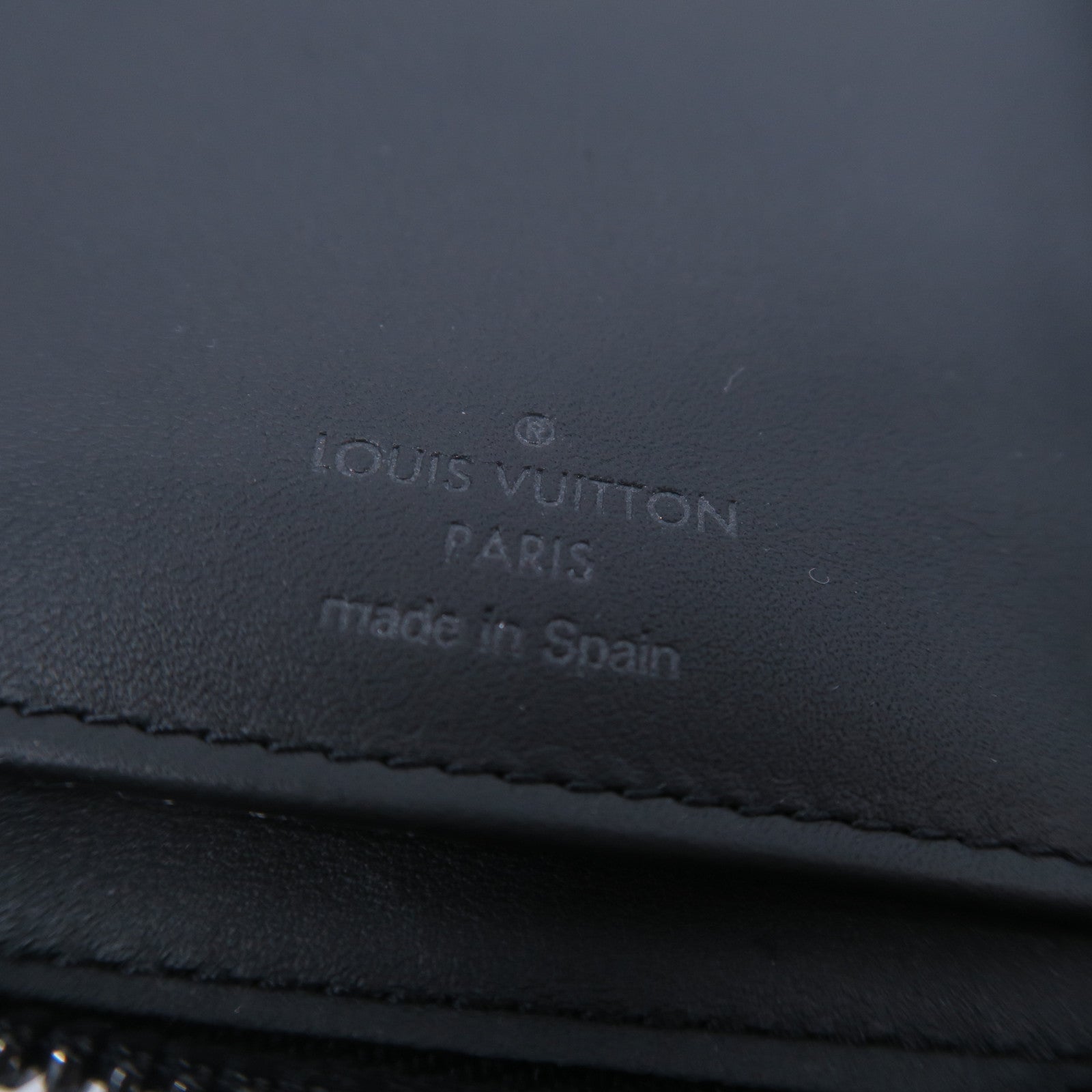 LOUIS VUITTON 【激減優惠】Monogram Shadow Zippy Wallet Vertical長錢包黑色