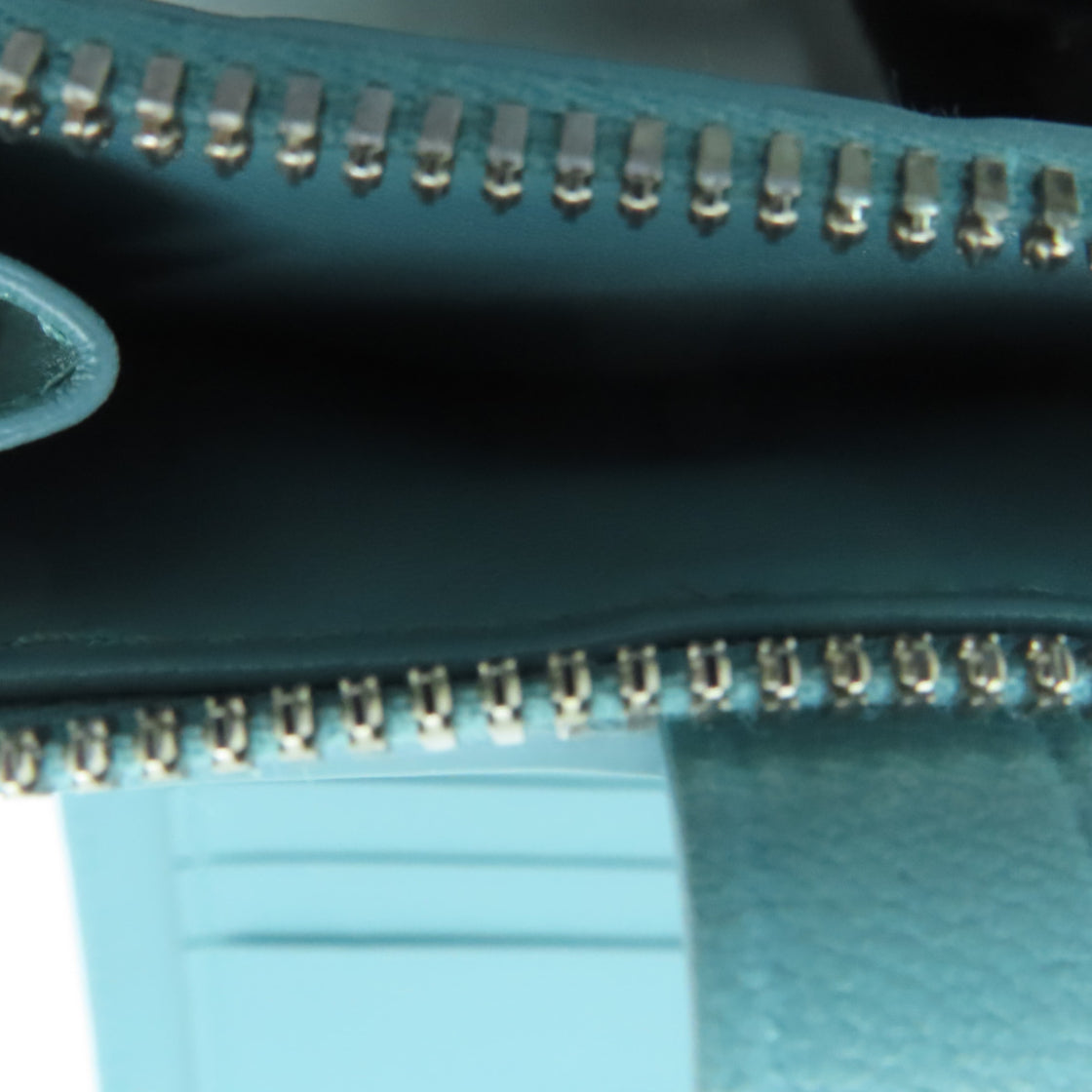 BOTTEGA VENETA 织纹皮革Wallet银扣钱包绿色