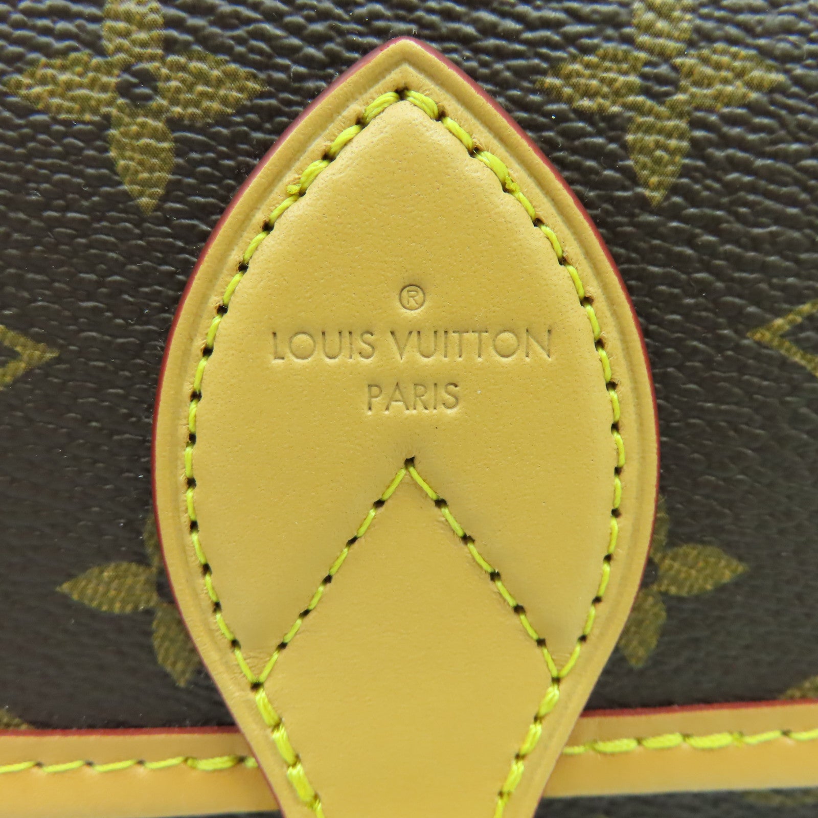 LOUIS VUITTON Monogram Diane金扣肩背袋啡色
