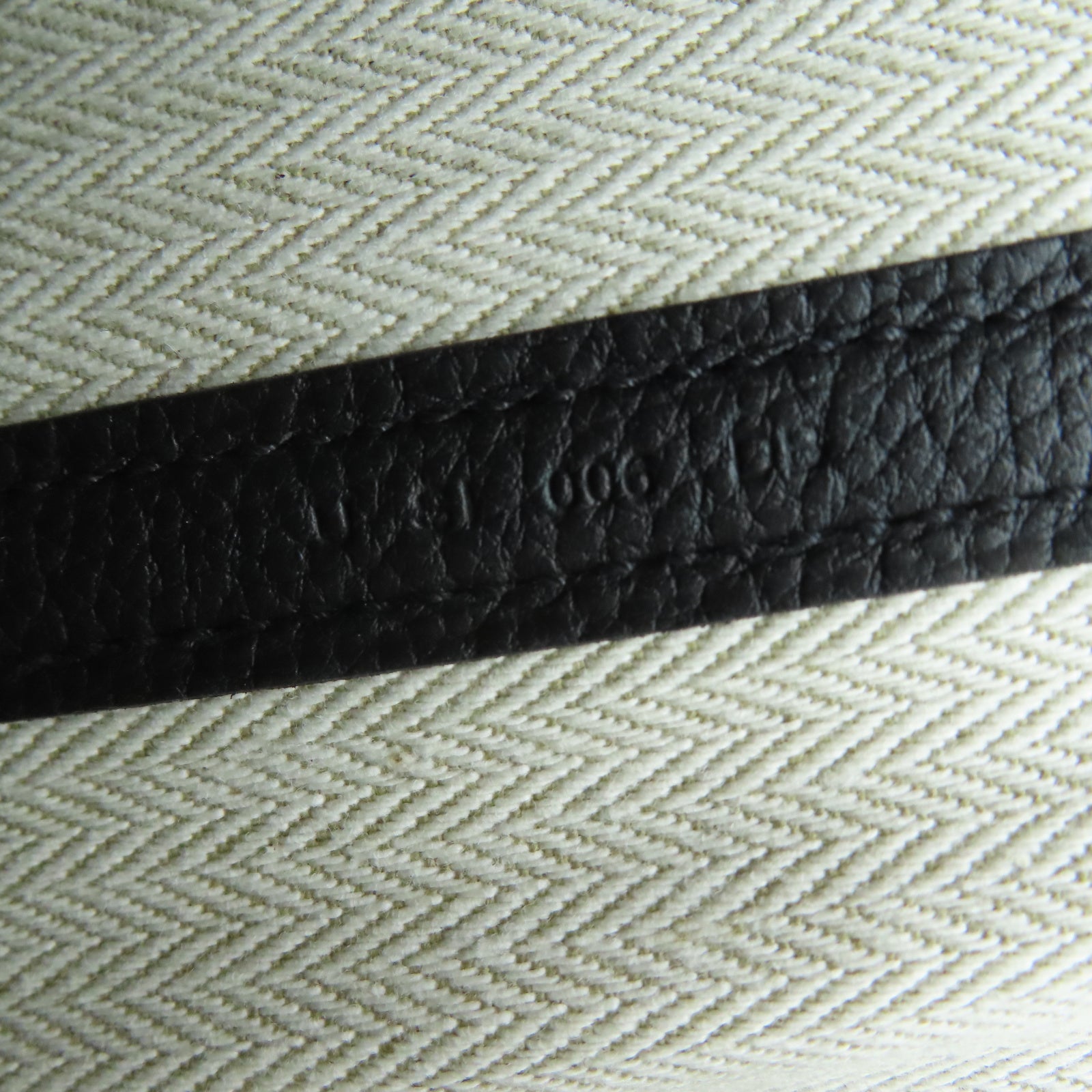 HERMES Taurillon Clemence皮革GardenParty PM銀扣手挽袋黑色
