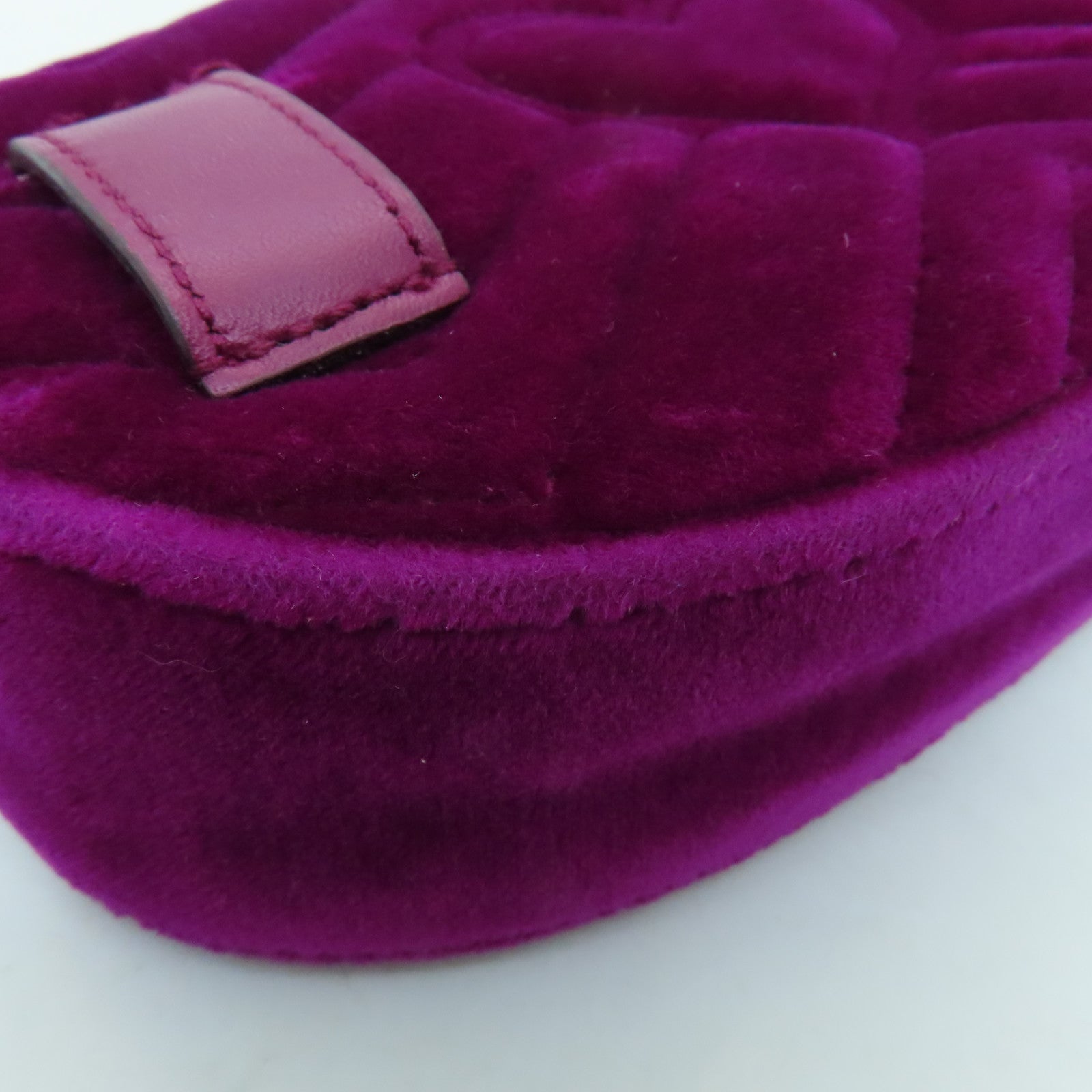 GUCCI Velvet GG Marmont Belt Bag Purple
