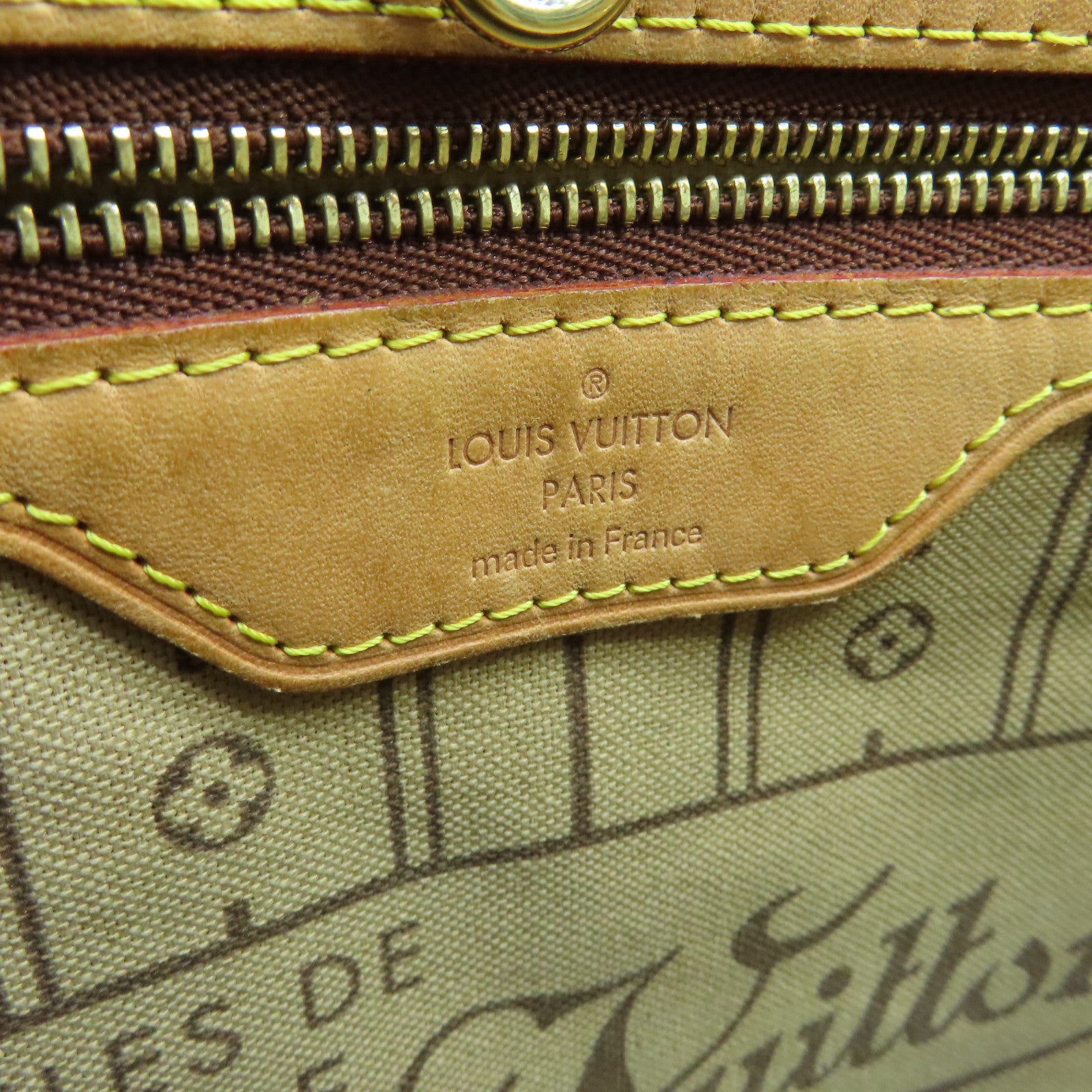LOUIS VUITTON Monogram Neverfull MM gold buckle handle bag brown