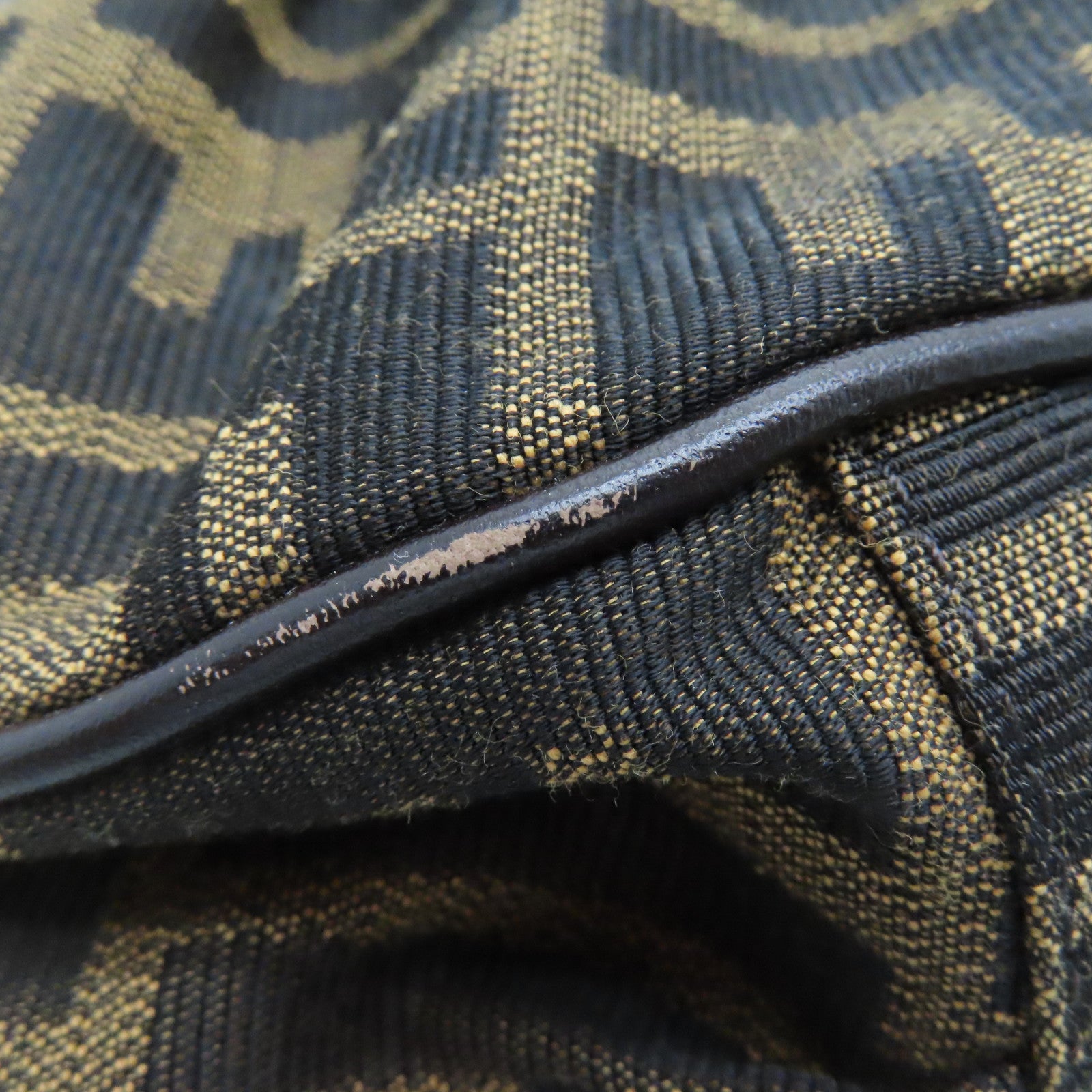 FENDI 帆布Shoulder Bag肩背袋啡色