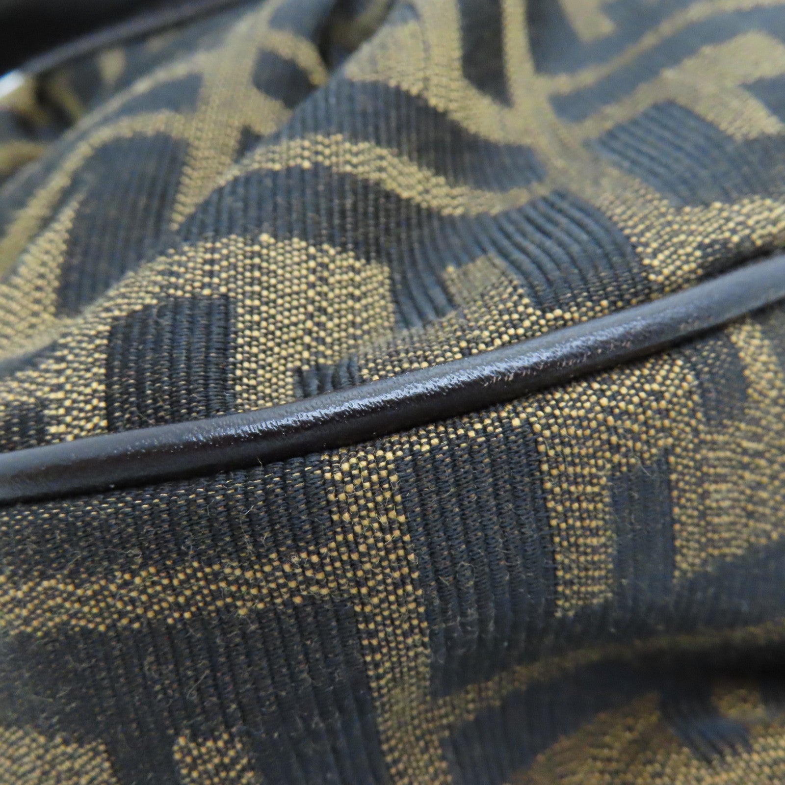 FENDI 帆布Shoulder Bag肩背袋啡色