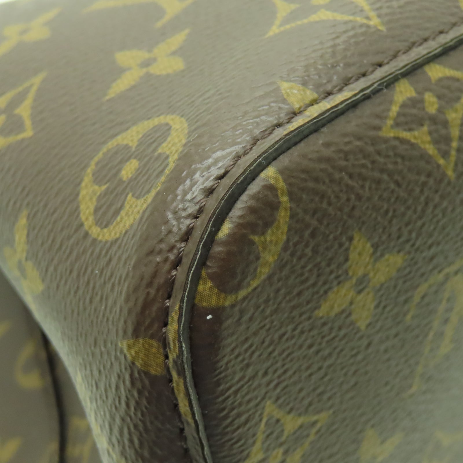 LOUIS VUITTON Monogram NeoNoe MM金扣肩背袋啡色