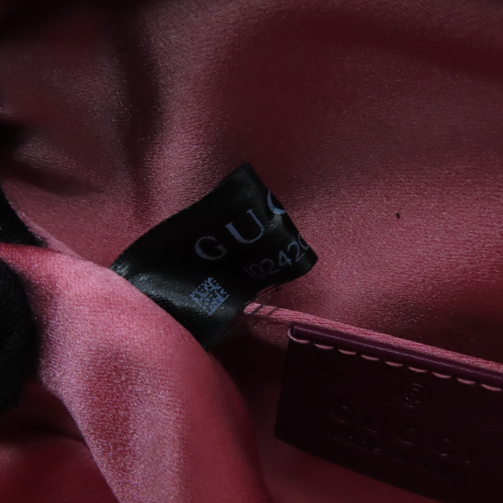 GUCCI Velvet GG Marmont Belt Bag Purple