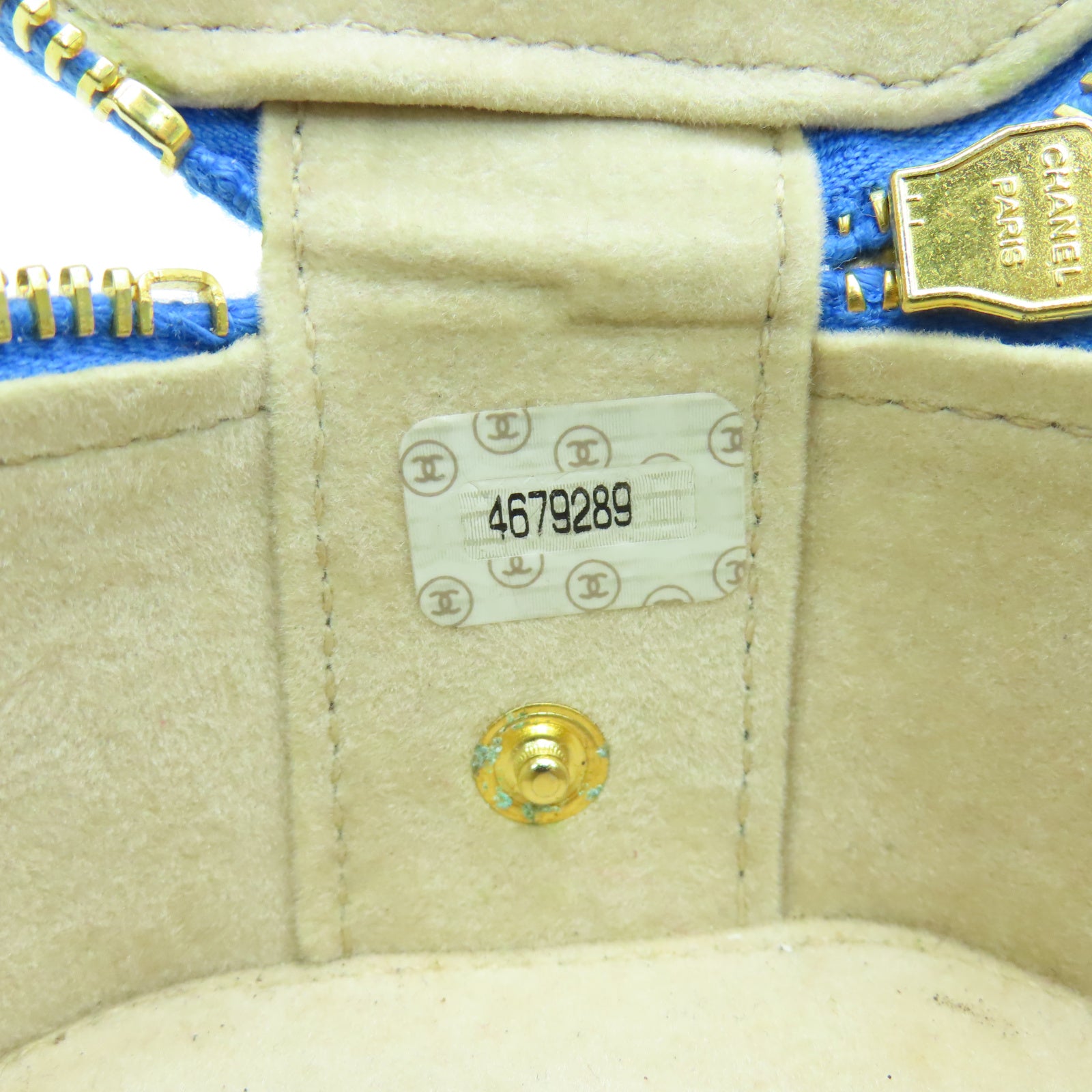 CHANEL 牛皮皮革Jewelry Box金扣珠宝袋蓝色