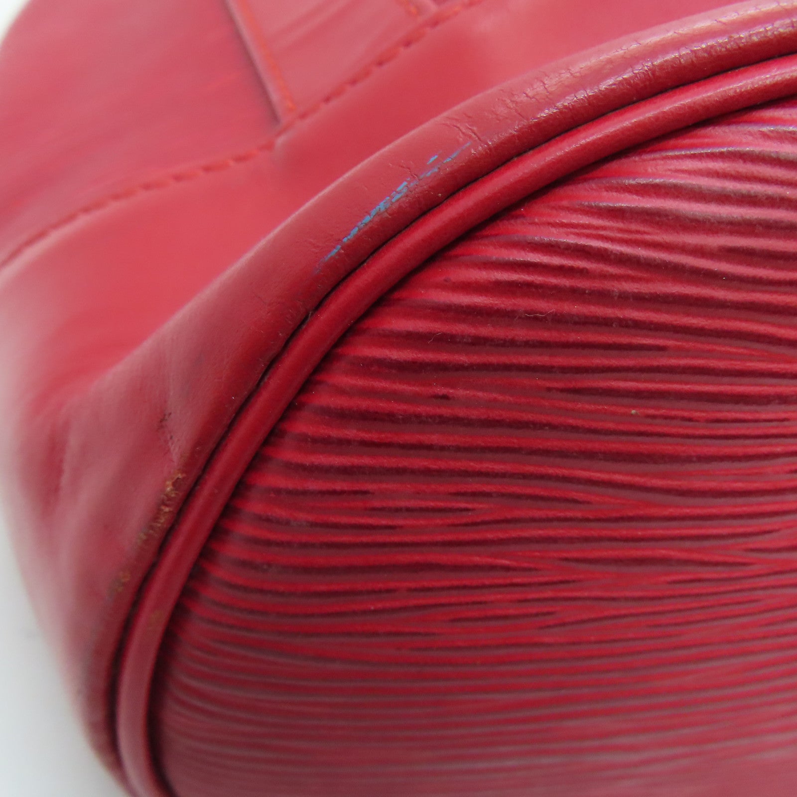 LOUIS VUITTON Epi Randene PM金扣肩背袋红色