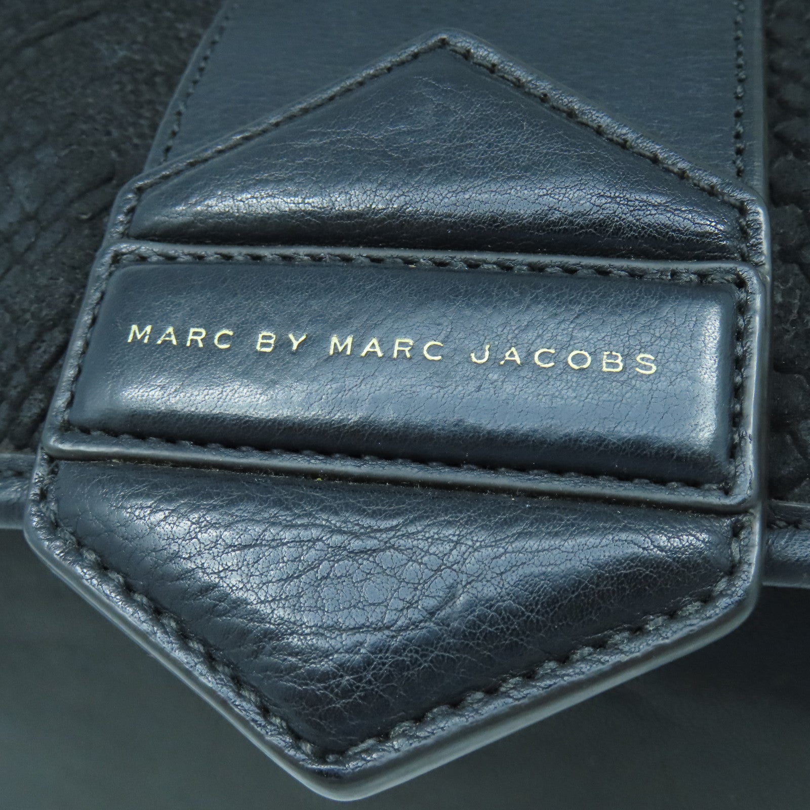 MARC BY MARC JACOBS 牛皮皮革2 Way Shoulder金扣手挽肩背兩用袋黑色
