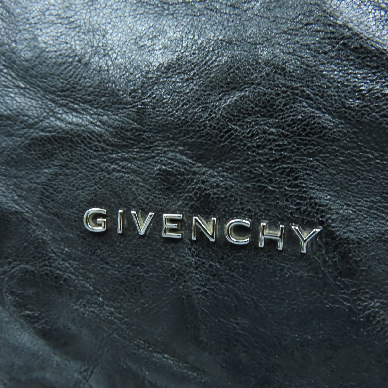GIVENCHY 牛皮皮革Pandora Medium銀扣手挽肩背兩用袋黑色