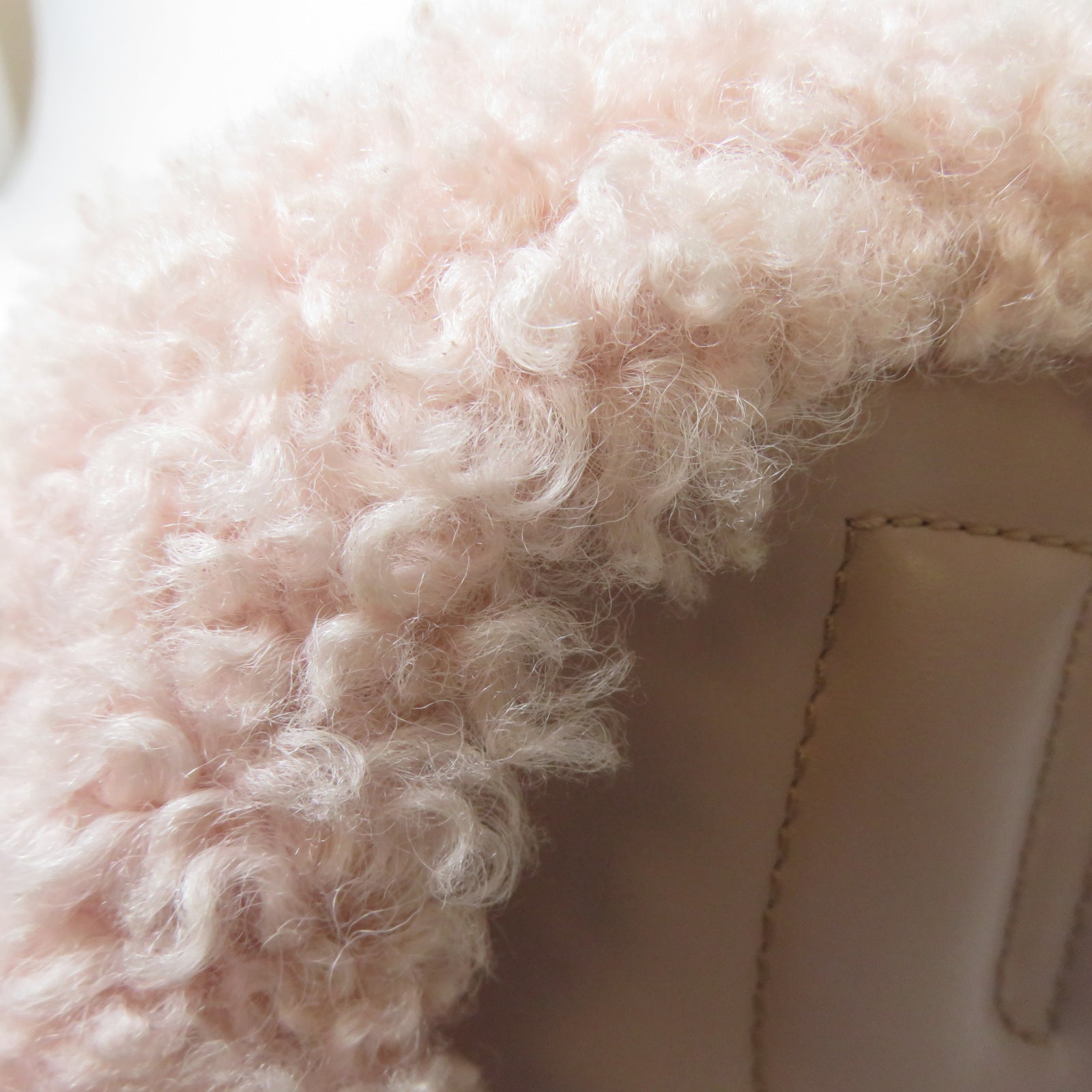 Miu Miu 羊皮皮革Shoulder Bag銀扣肩背袋粉紅色