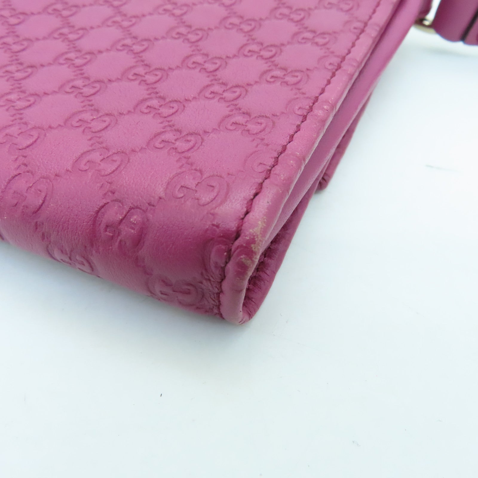 GUCCI Cowhide Leather Pouch With Handle Silver Buckle Clutch Pink
