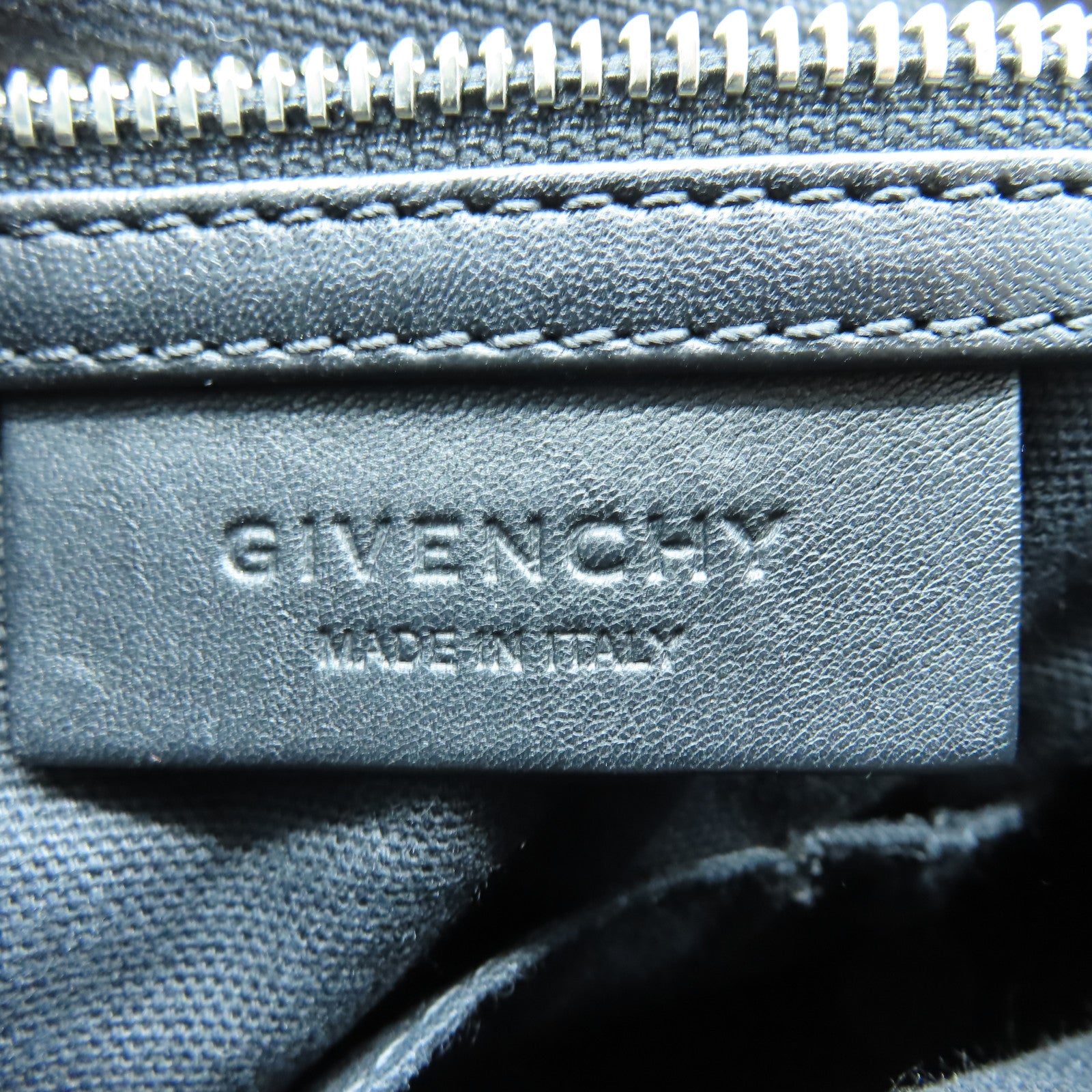 GIVENCHY 牛皮皮革Pandora Medium銀扣手挽肩背兩用袋黑色