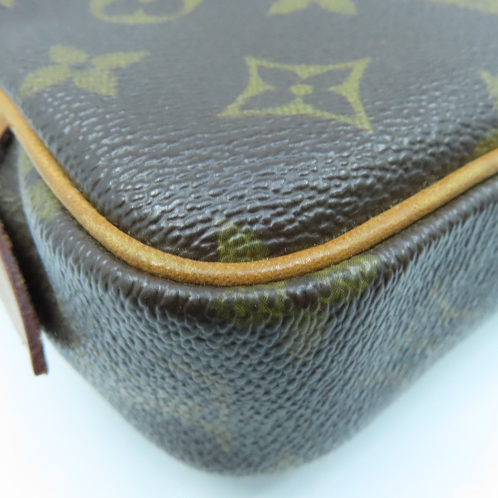 LOUIS VUITTON Monogram Pochette Marly Bandouliere金扣肩背袋啡色