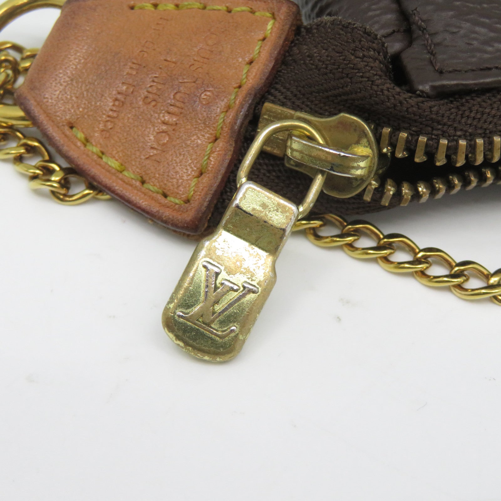 LOUIS VUITTON Monogram Pochette Access金扣手挽袋啡色