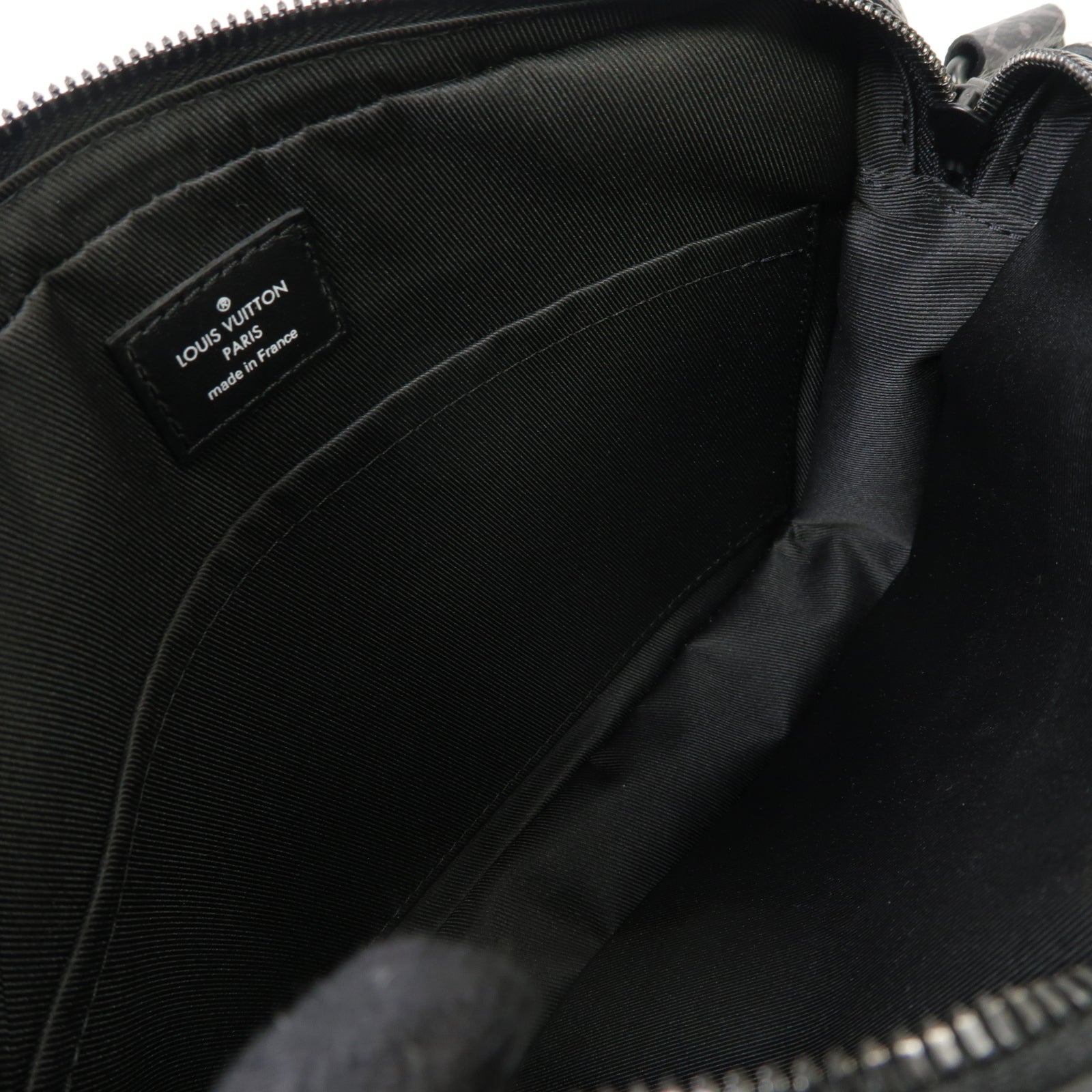 LOUIS VUITTON Monogram Graffiti Trio Messenger肩背袋黑色/彩色
