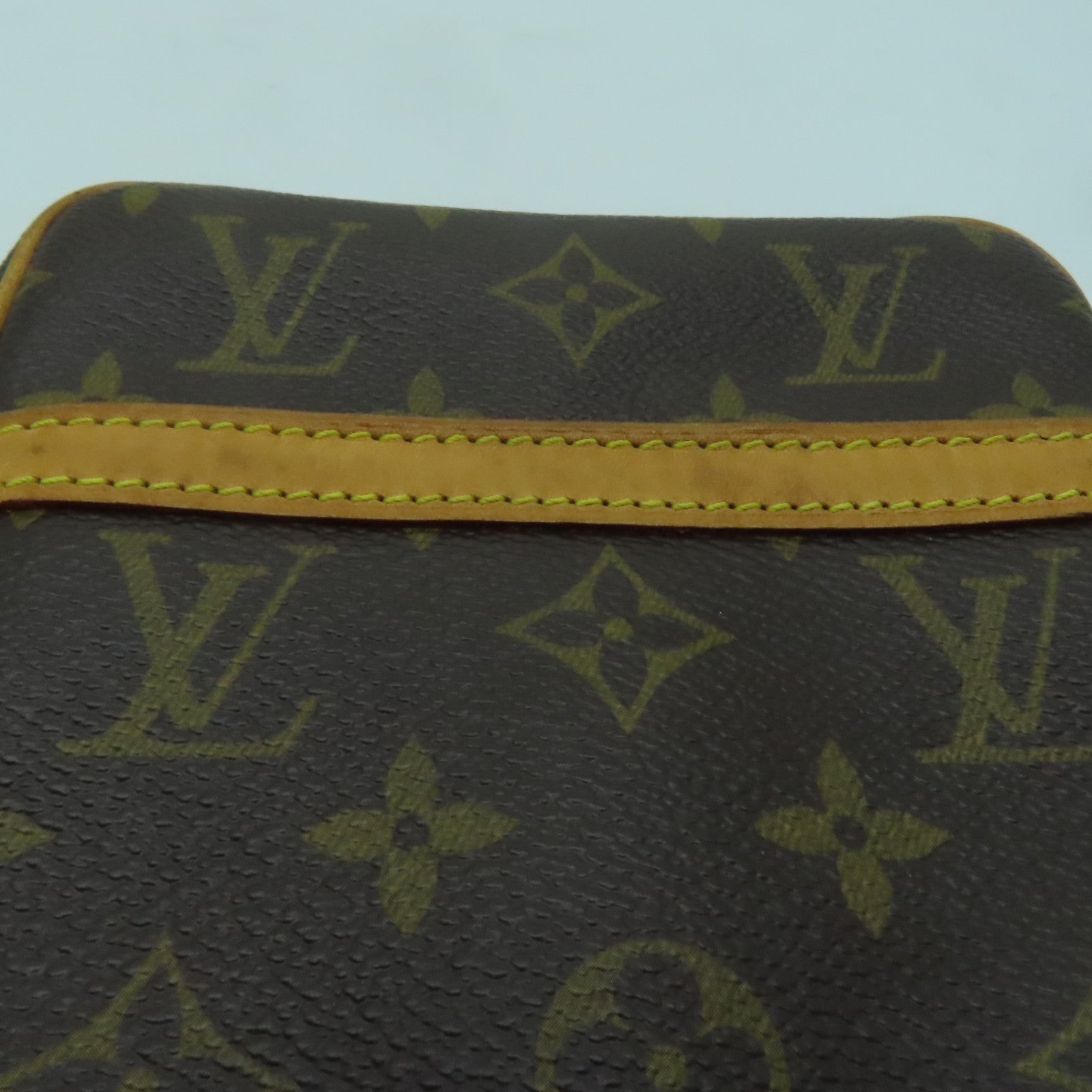 LOUIS VUITTON Monogram Danube Shoulder Bag金扣肩背袋啡色