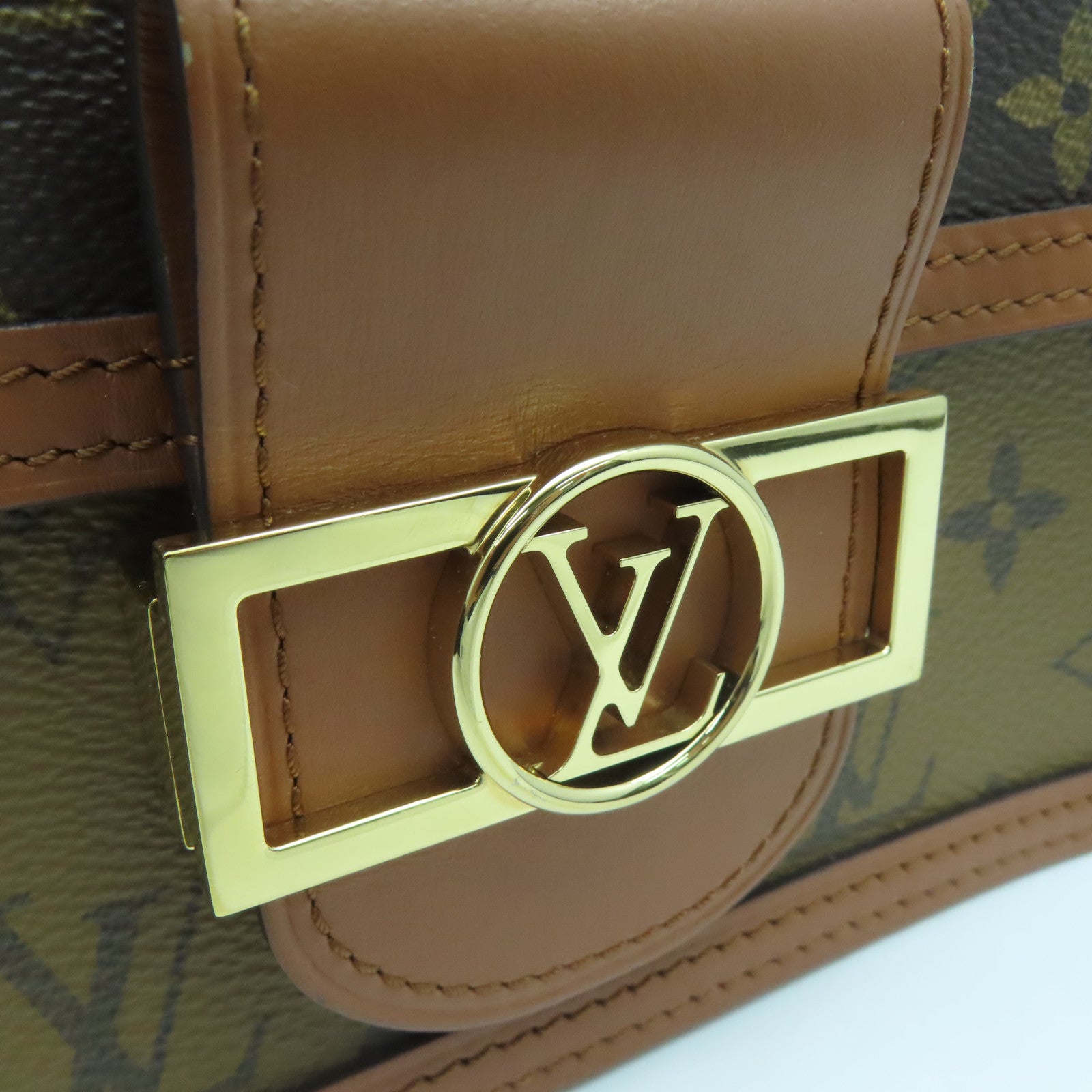 LOUIS VUITTON Monogram Mini Pauphine Gold Buckle Shoulder Bag Brown