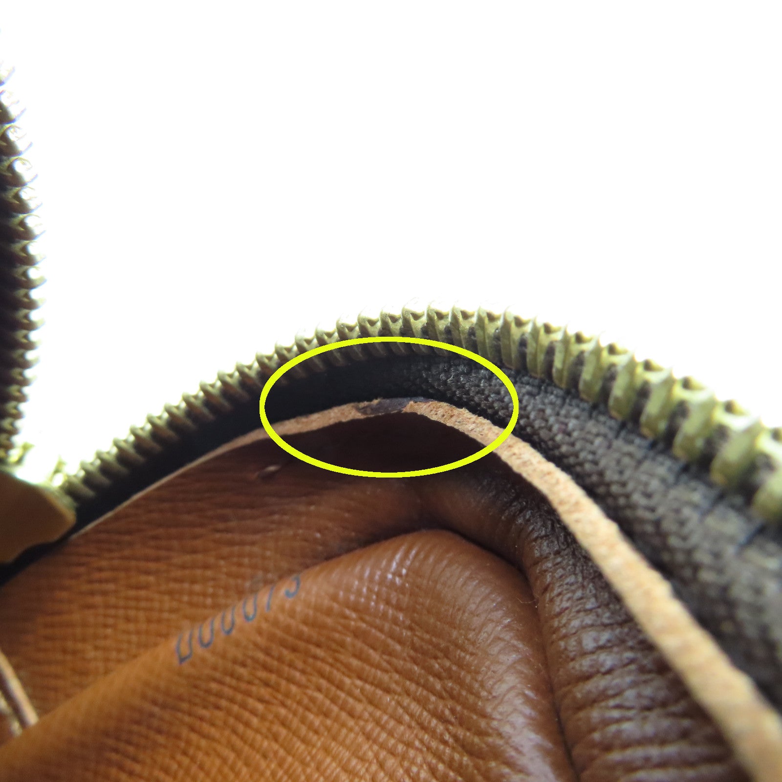 LOUIS VUITTON Monogram Pochette Marly Bandouliere金扣肩背袋啡色