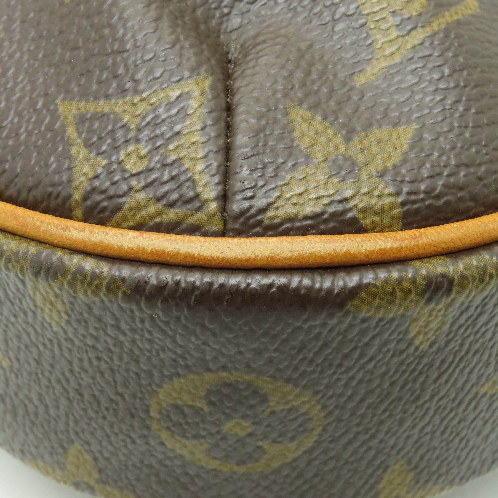 LOUIS VUITTON Monogram Odeon PM金扣肩背袋啡色