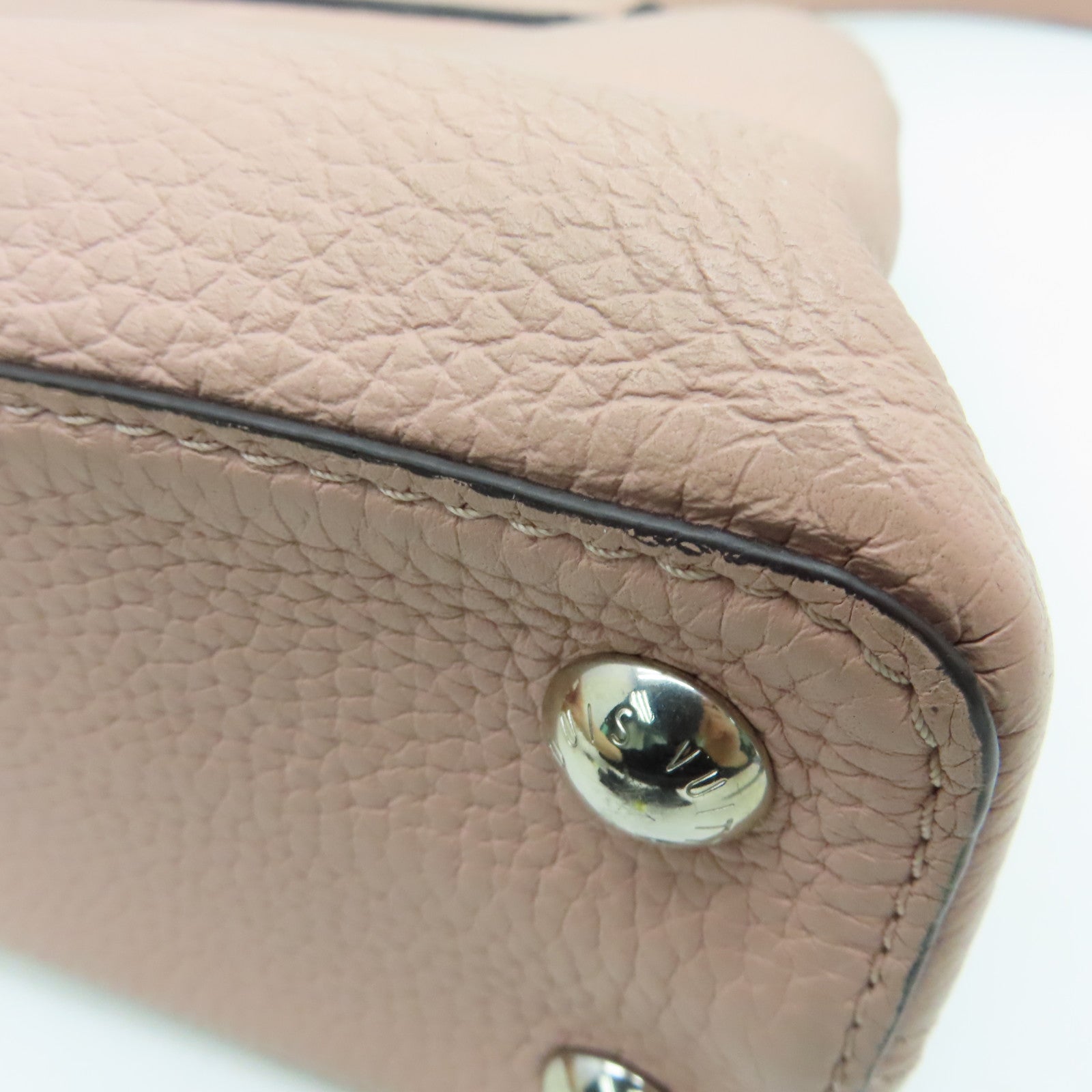 LOUIS VUITTON 牛皮皮革Capucines BB银扣手挽肩背两用袋粉红色