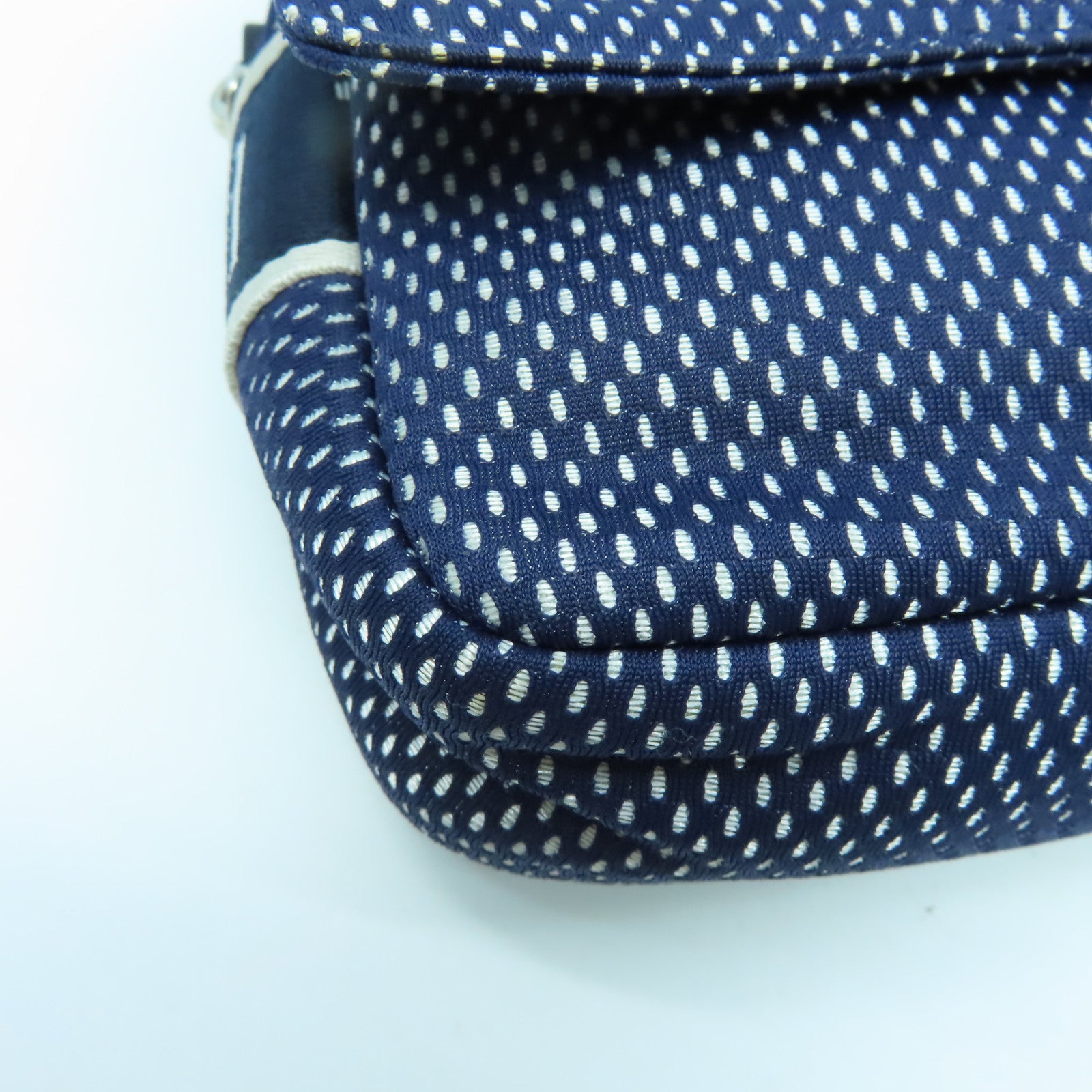 CHANEL 帆布Chain Shoulder Bag銀扣鏈帶肩背袋藍色