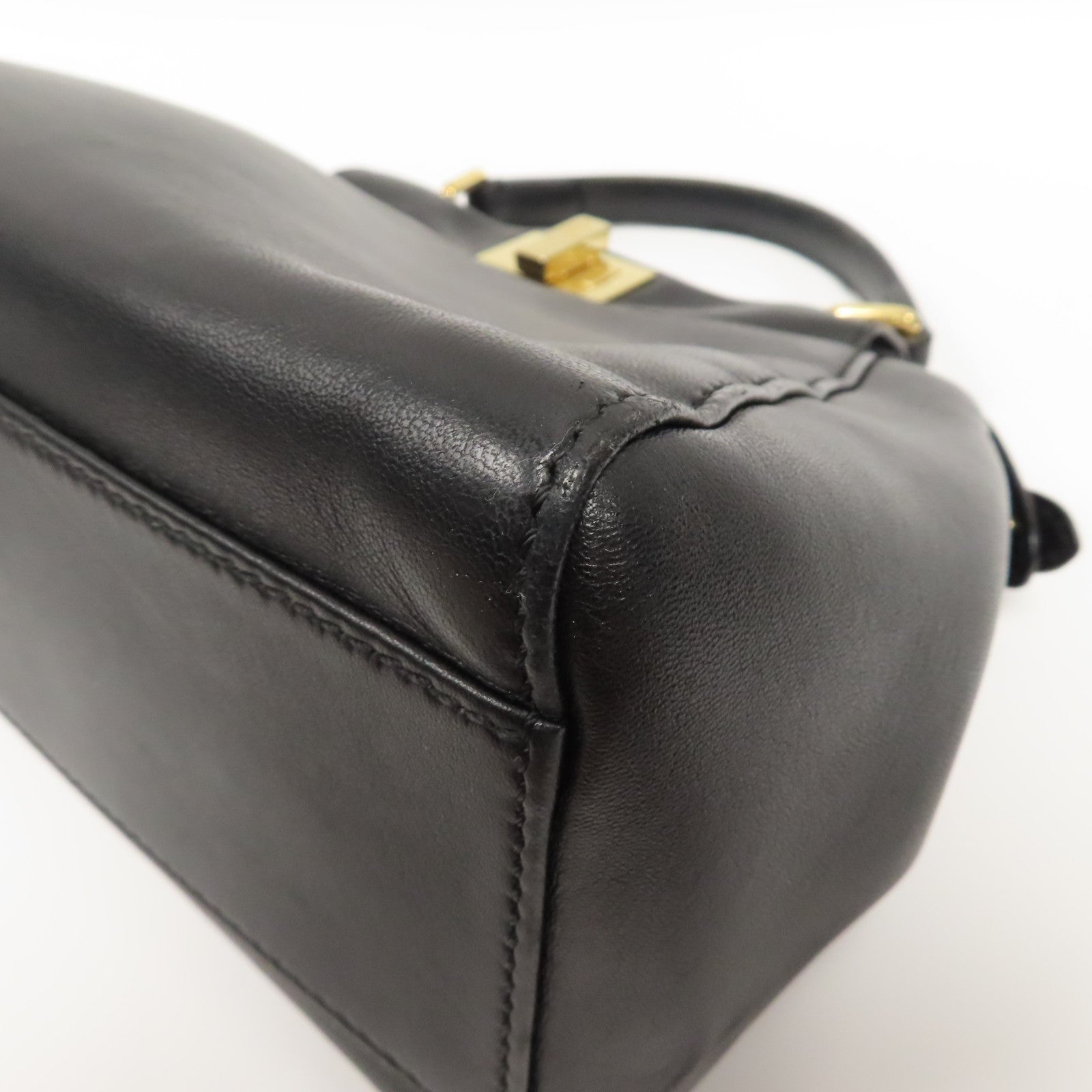 FENDI 牛皮皮革Mini Peekaboo金扣手挽肩背兩用袋黑色