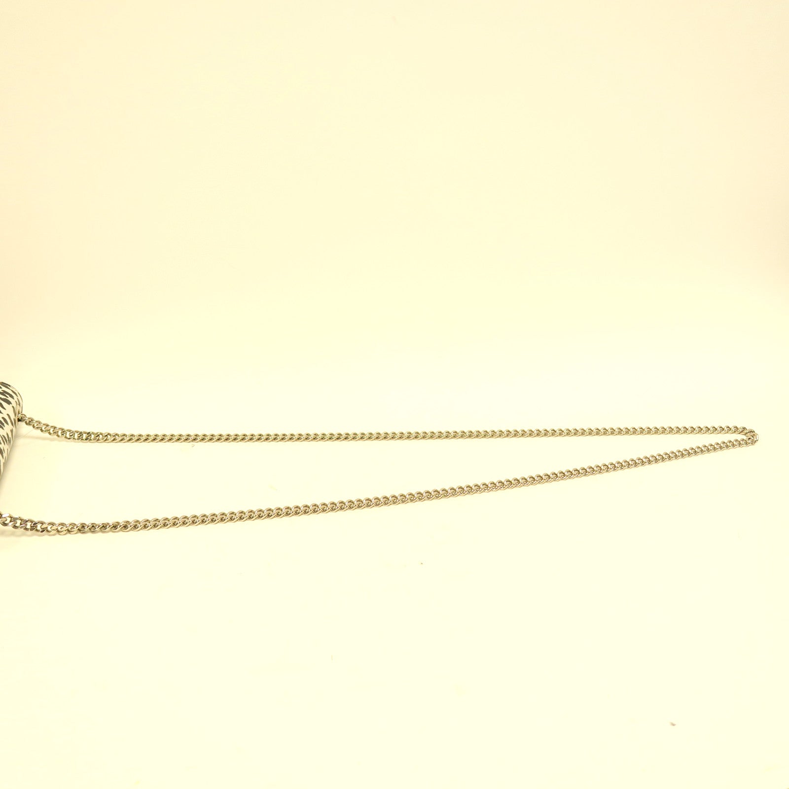 SAINT LAURENT 牛皮皮革Chain Shoulder Bag銀扣鏈帶肩背袋黑色/白色