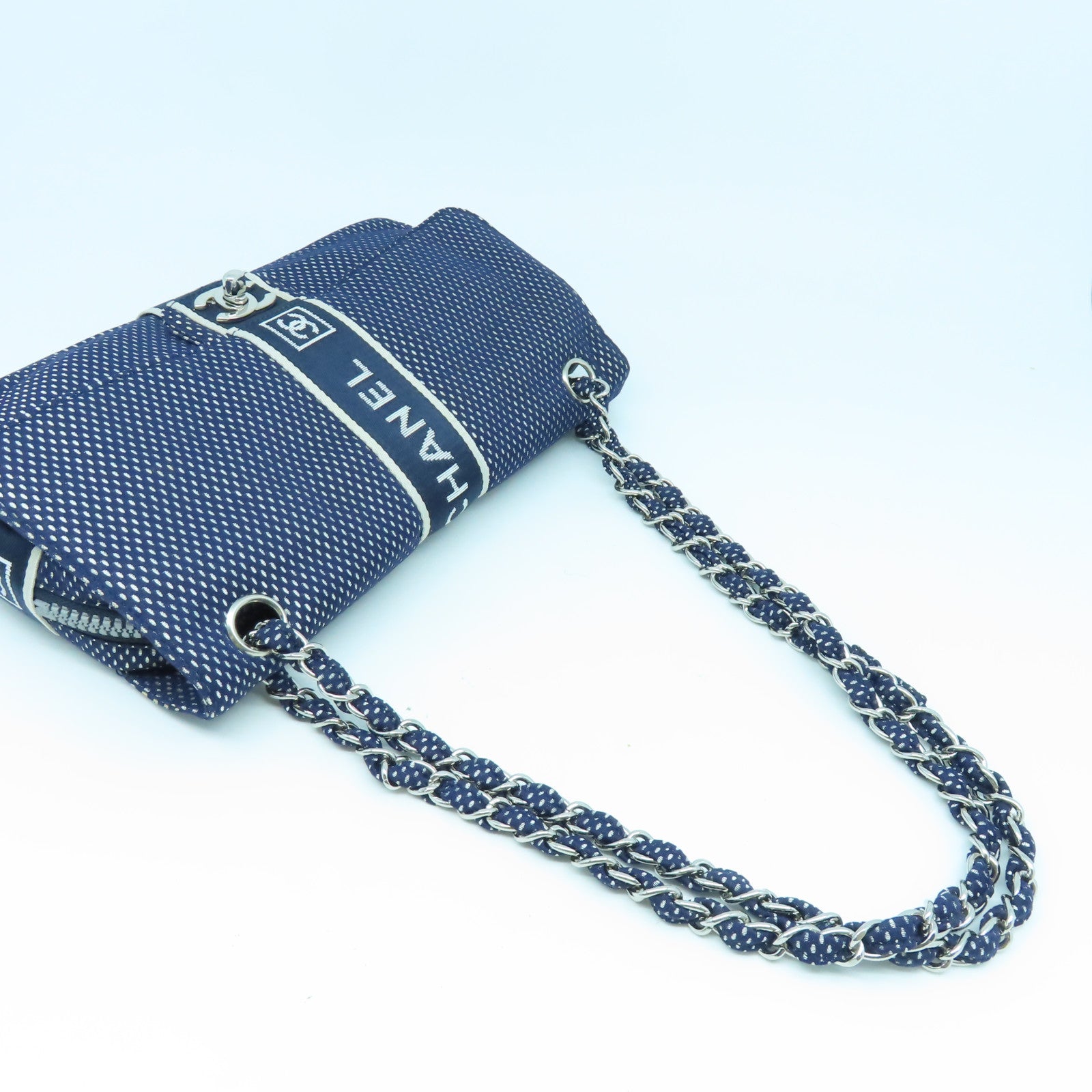 CHANEL 帆布Chain Shoulder Bag銀扣鏈帶肩背袋藍色