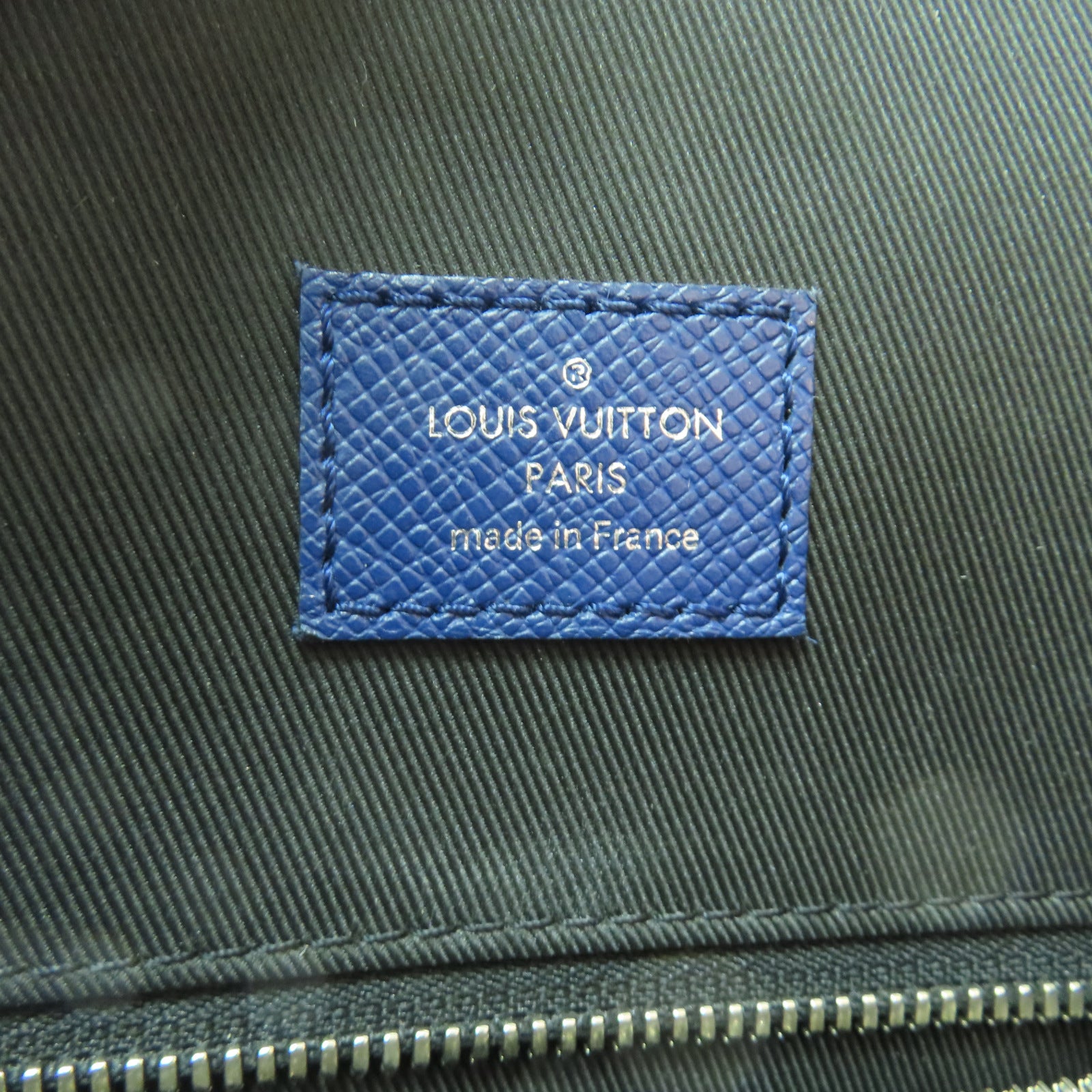 LOUIS VUITTON Taiga Rucksack銀扣背包深藍色